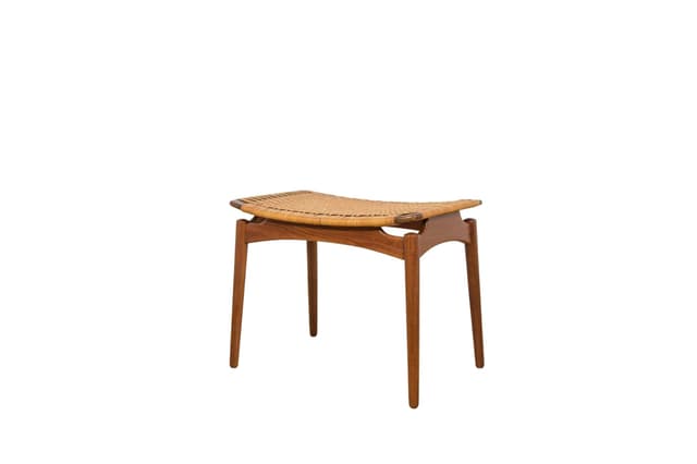 Taboret, teak brązowy jasny, rattan, proj. S. Omann, Dania, lata 60. - WYMIARY