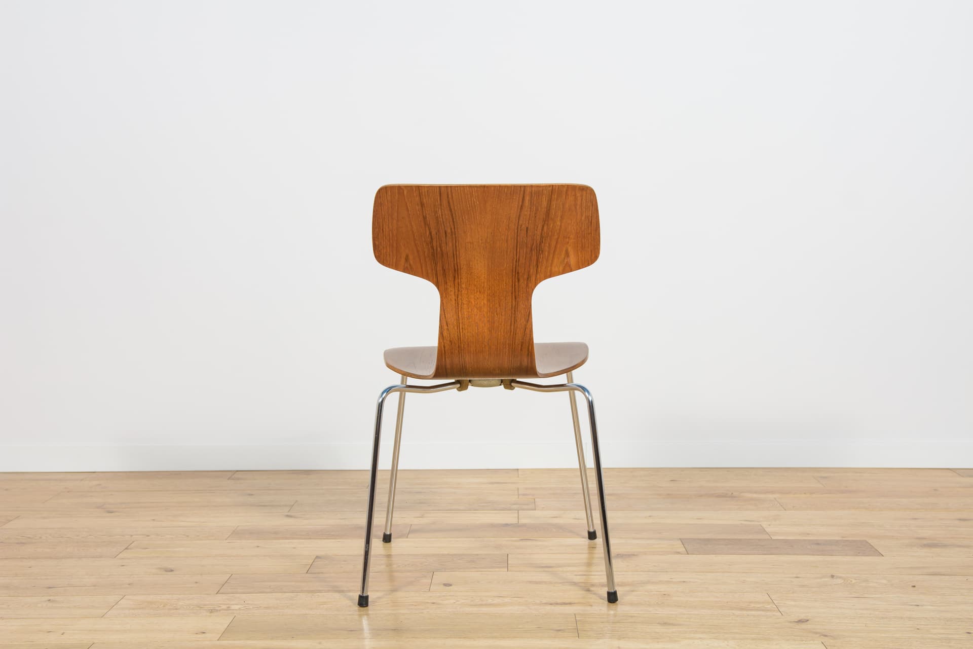 Komplet czterech krzeseł 3103, brązowy, proj. A. Jacobsen, Fritz Hansen, Dania, lata 70. - 185684