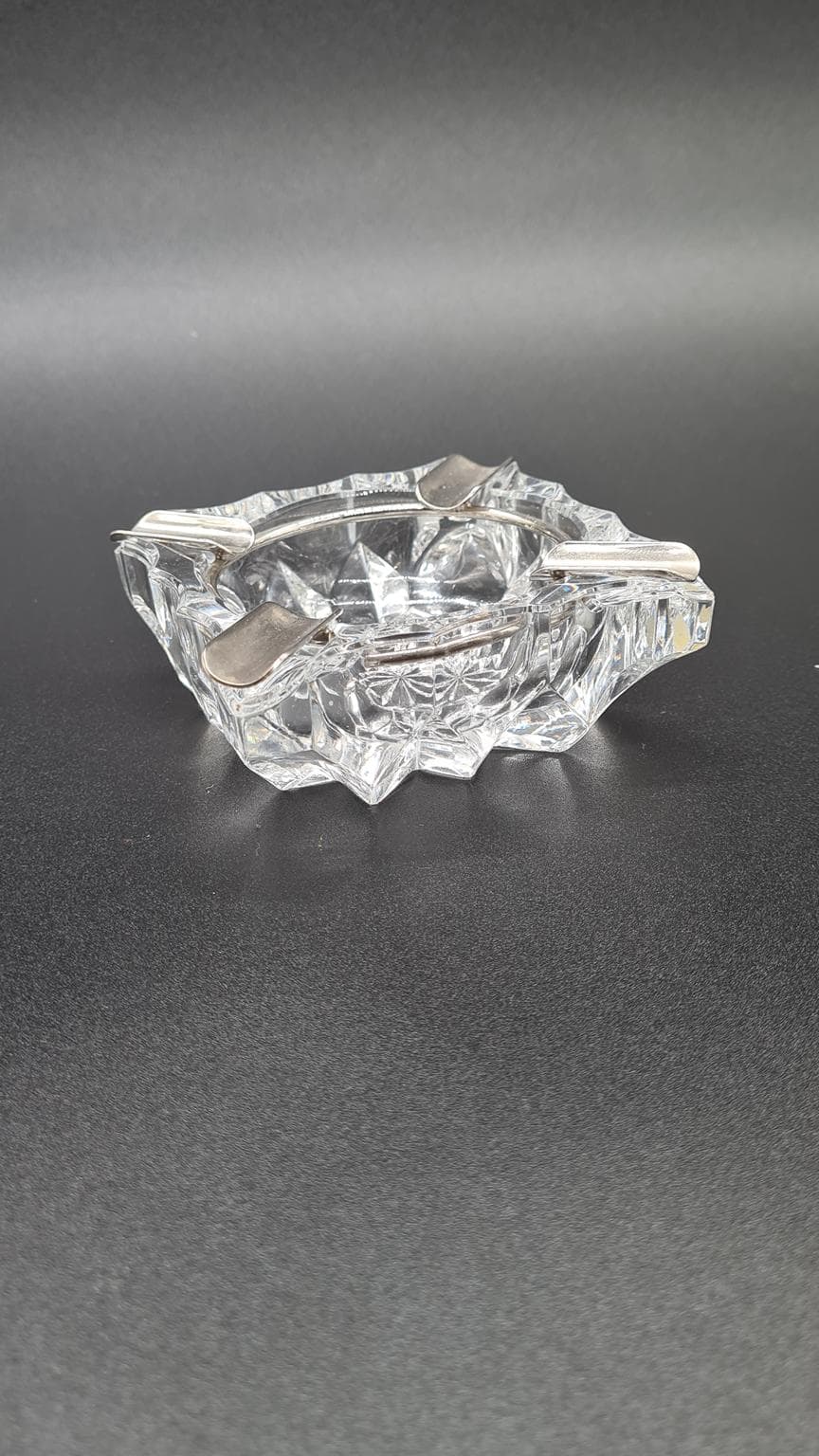 Popielniczka kryształowa z metalową obręczą | Vintage | PRL / lata 60–70 - 185722