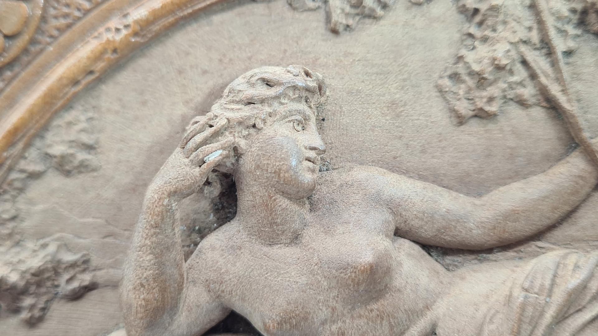 Antyczny album fotograficzny z reliefową drewnianą okładką | ok. 80 zdjęć | okres powojenny - 185787