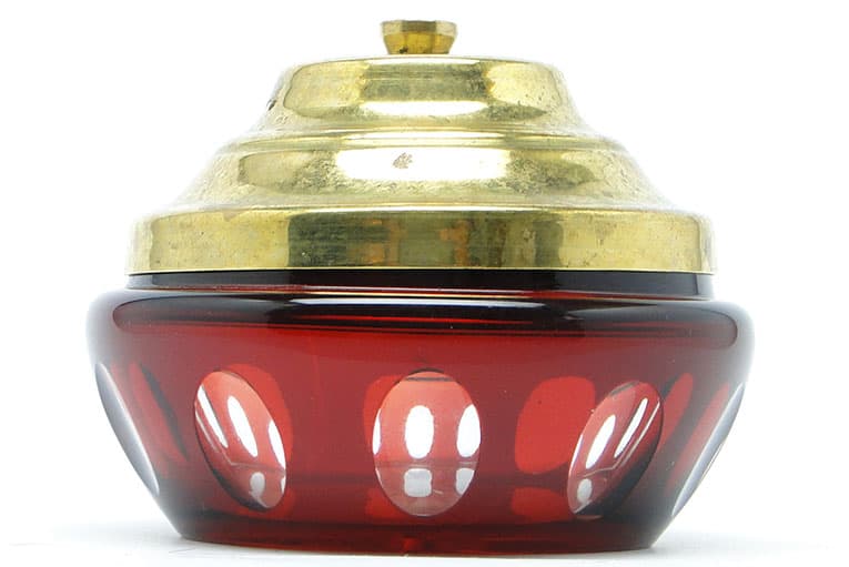 Bomboniera Art Deco, szkło rubinowe, mosiądz, Niemcy, lata 30. - 185996