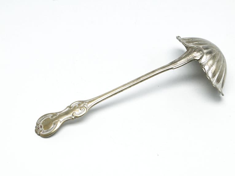 Chochla do sosów, neorokoko, mosiądz srebrzony, Niemcy, początek XX w. - 186295