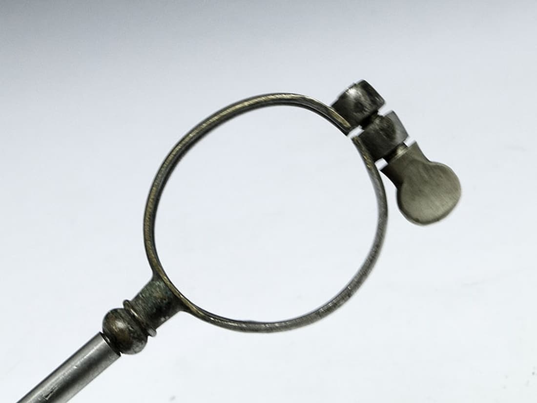 Chwytak do nut lira, mosiądz, Polska, lata 70. - 186378