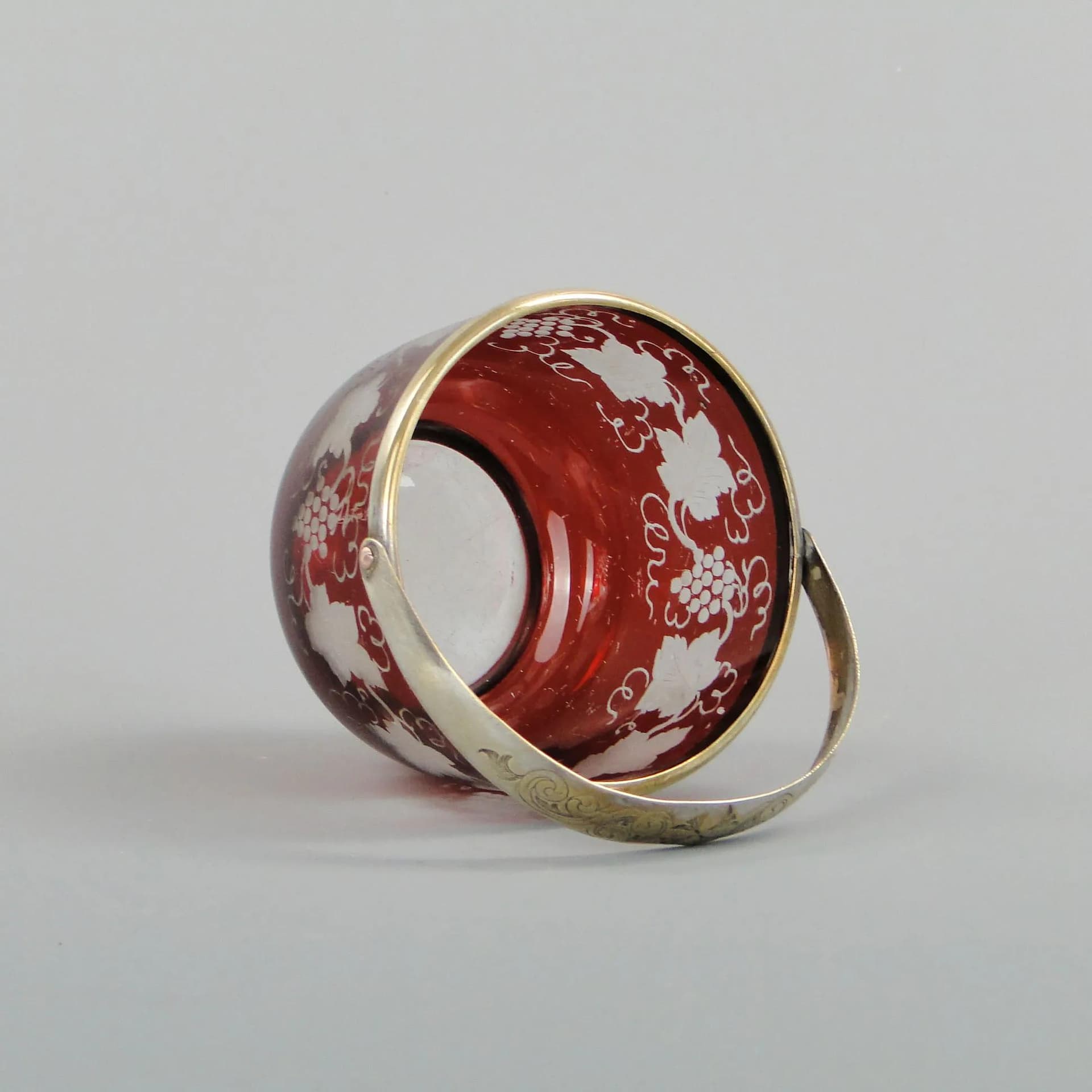 Sugar bowl, Art Deco, ruby glass, silver-plated brass, Czechoslovakia, 1920s. - 13008