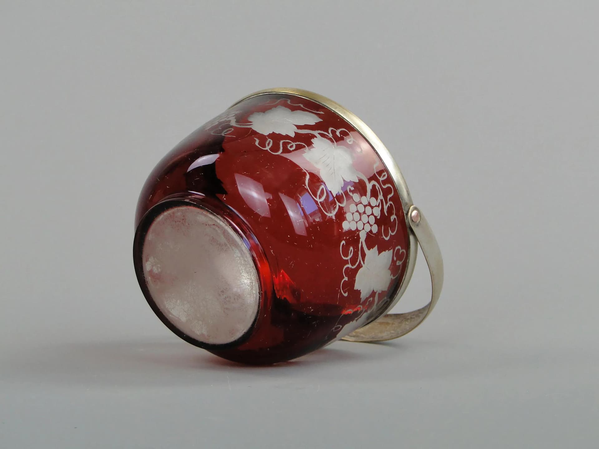 Sugar bowl, Art Deco, ruby glass, silver-plated brass, Czechoslovakia, 1920s. - 13007