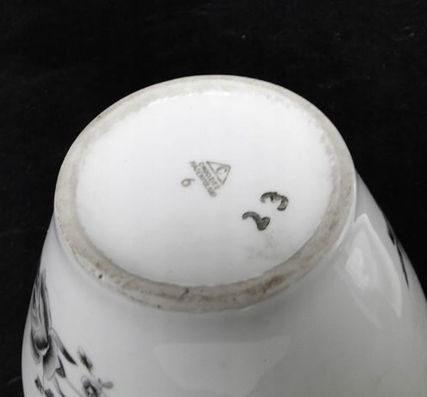 Art Nouveau sugar bowl, ivory ceramics, Ćmielów, Poland, 1960s. - 187029
