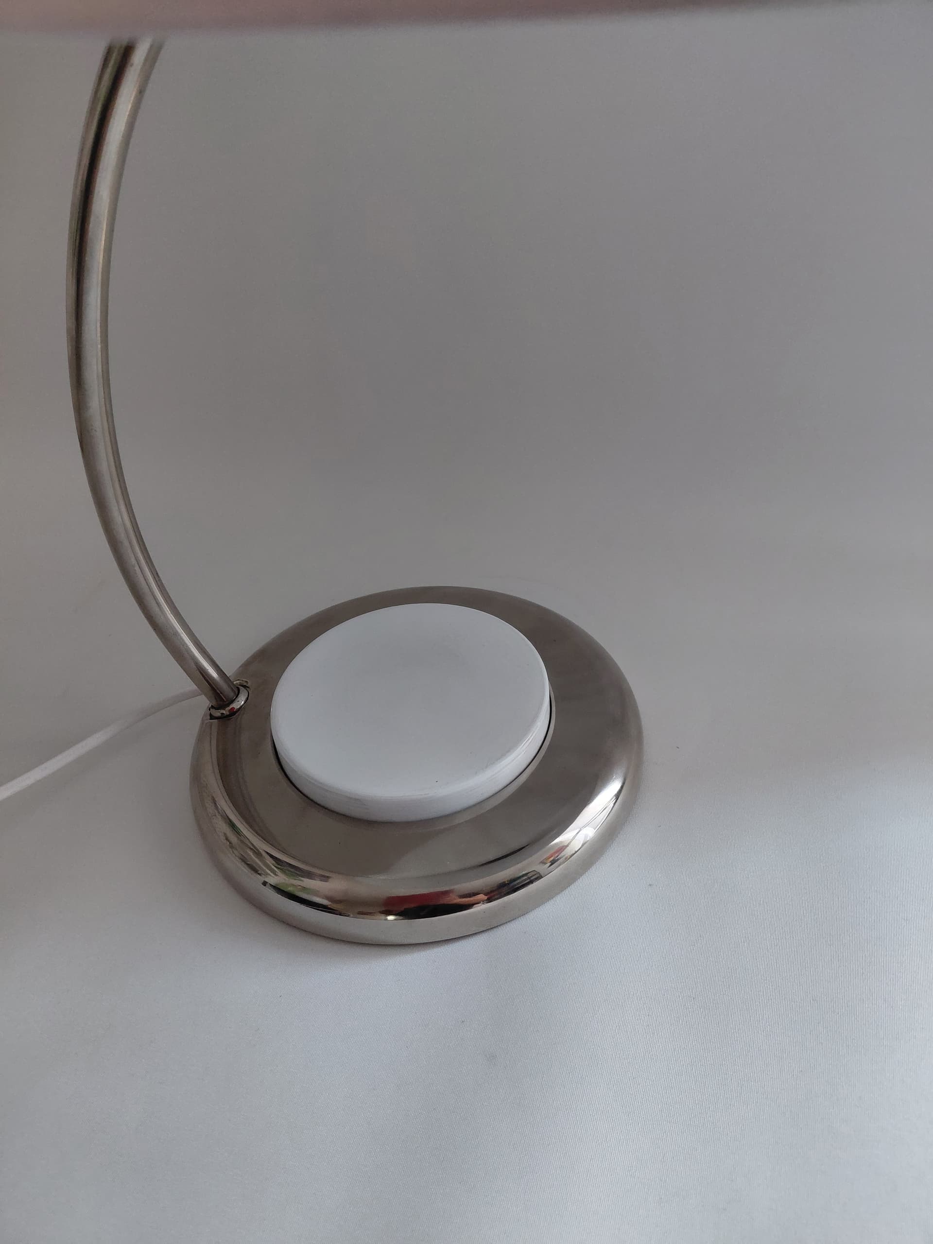 Desk lamp UFO, white, chrome steel, Germany, 1970s. - 187241