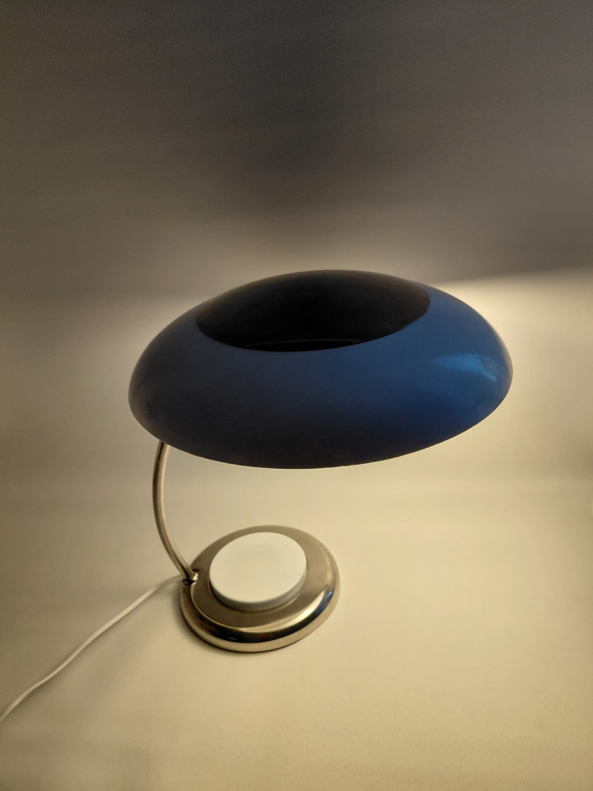 Desk lamp UFO, white, chrome steel, Germany, 1970s. - 187240