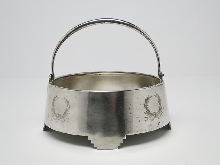 Neoclassical basket-form sugar bowl, silver-plated brass, Fraget, Poland, early 20th c. - 187339