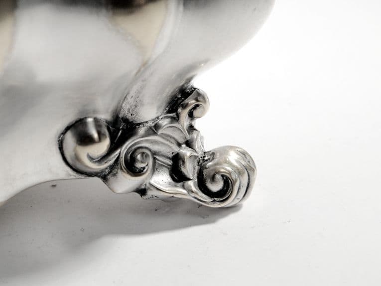 Cukiernica sarkofagowa Biedermeier, mosiądz srebrzony, Szwecja, XIX w. - 187615