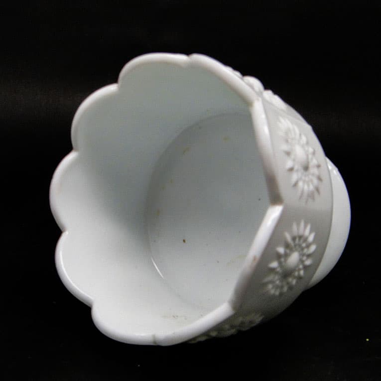 Postmodernism sugar bowl, pressed glass, Ząbkowice, Poland, 1970s. - 188193