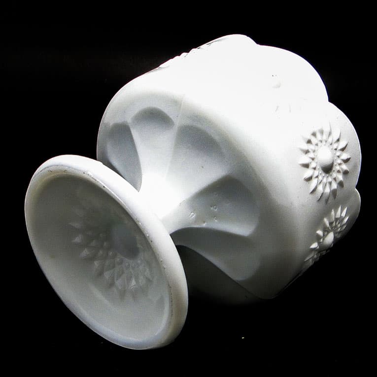 Postmodernism sugar bowl, pressed glass, Ząbkowice, Poland, 1970s. - 188190