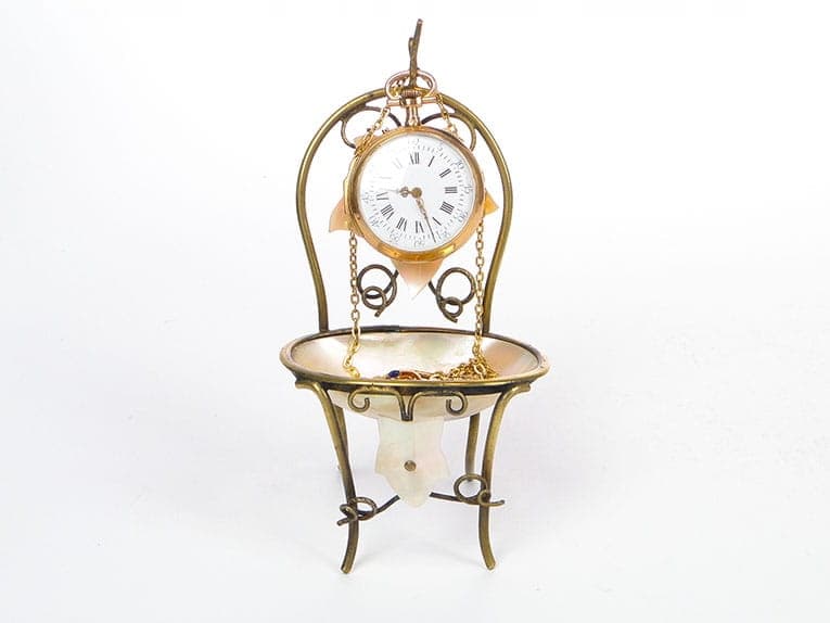 Postument na zegarek kieszonkowy, złocony mosiądz, muszla, Austria, XIX wiek - 188971