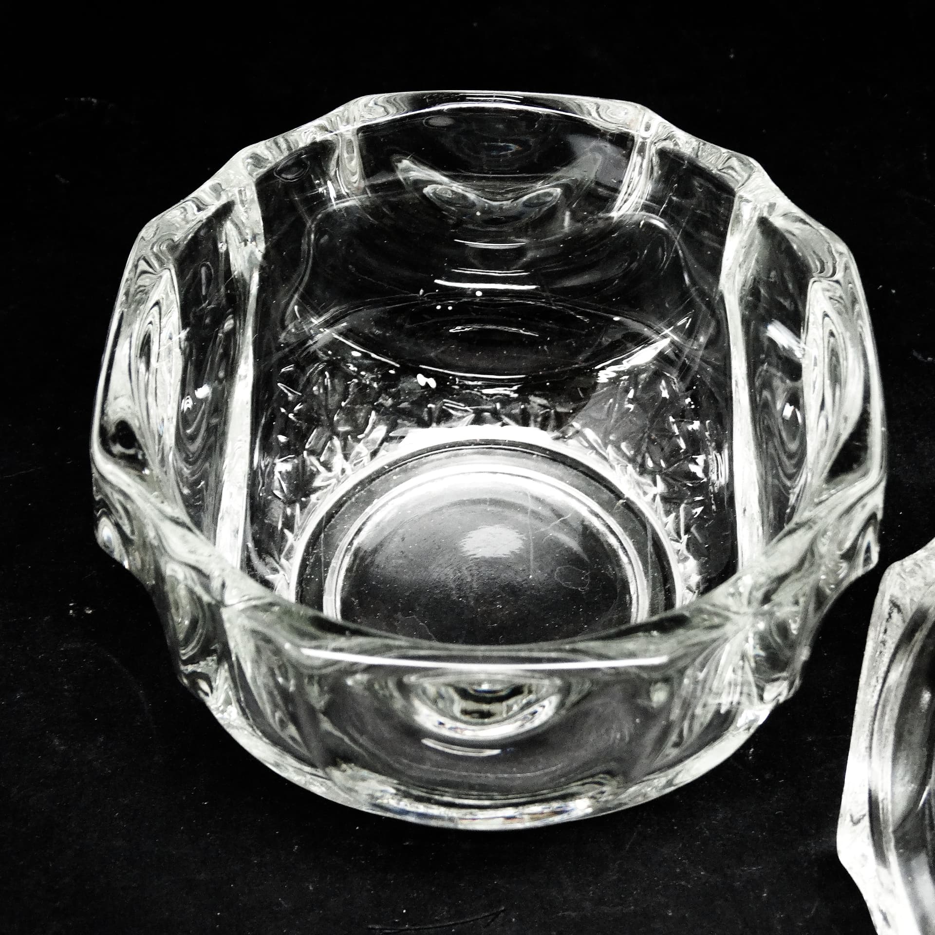 Cukiernica, postmodernizm, szkło prasowane, Polska, lata 60. - 189540