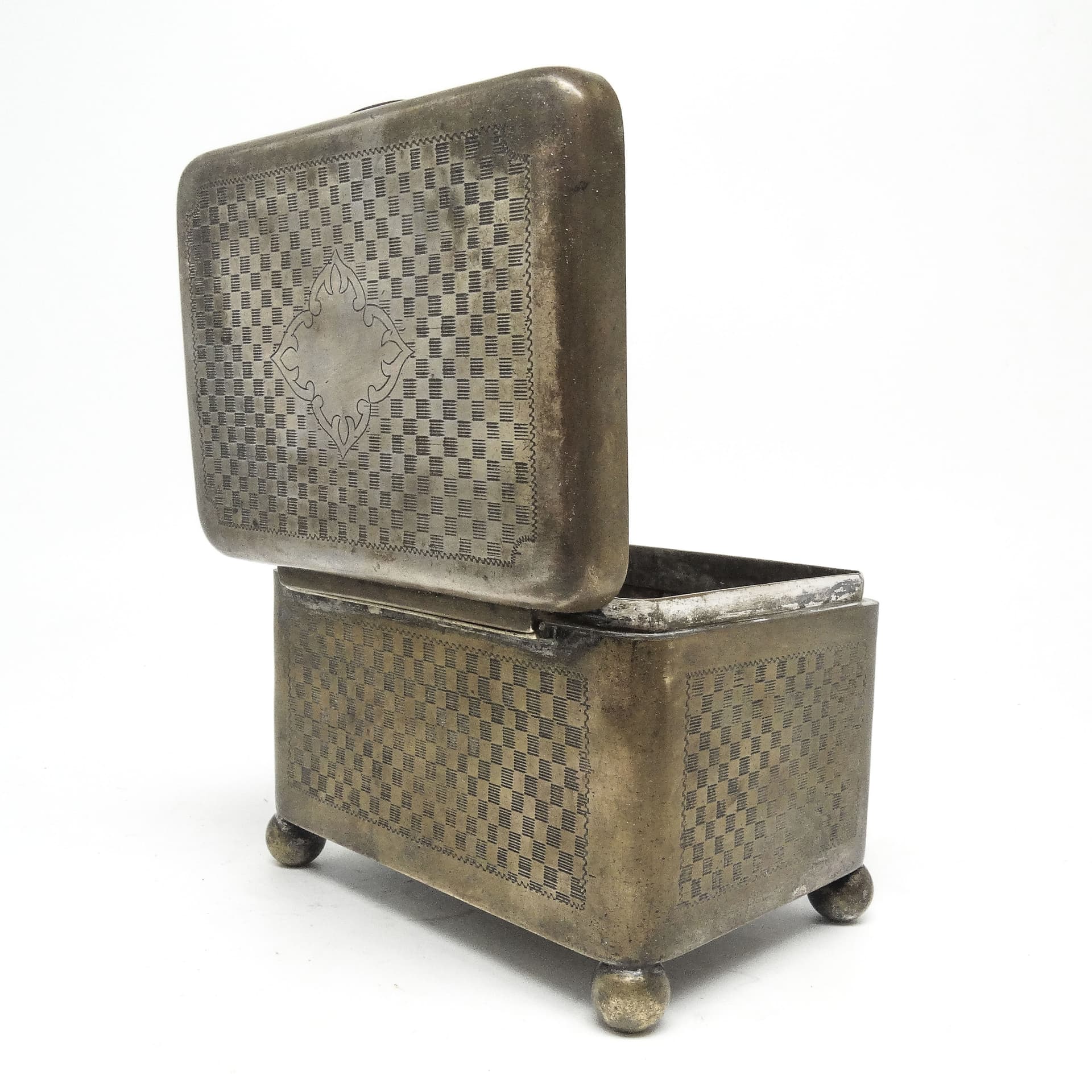 Cukiernica Eklektyzm, mosiądz srebrzony, Polska, początek XX w. - 189565