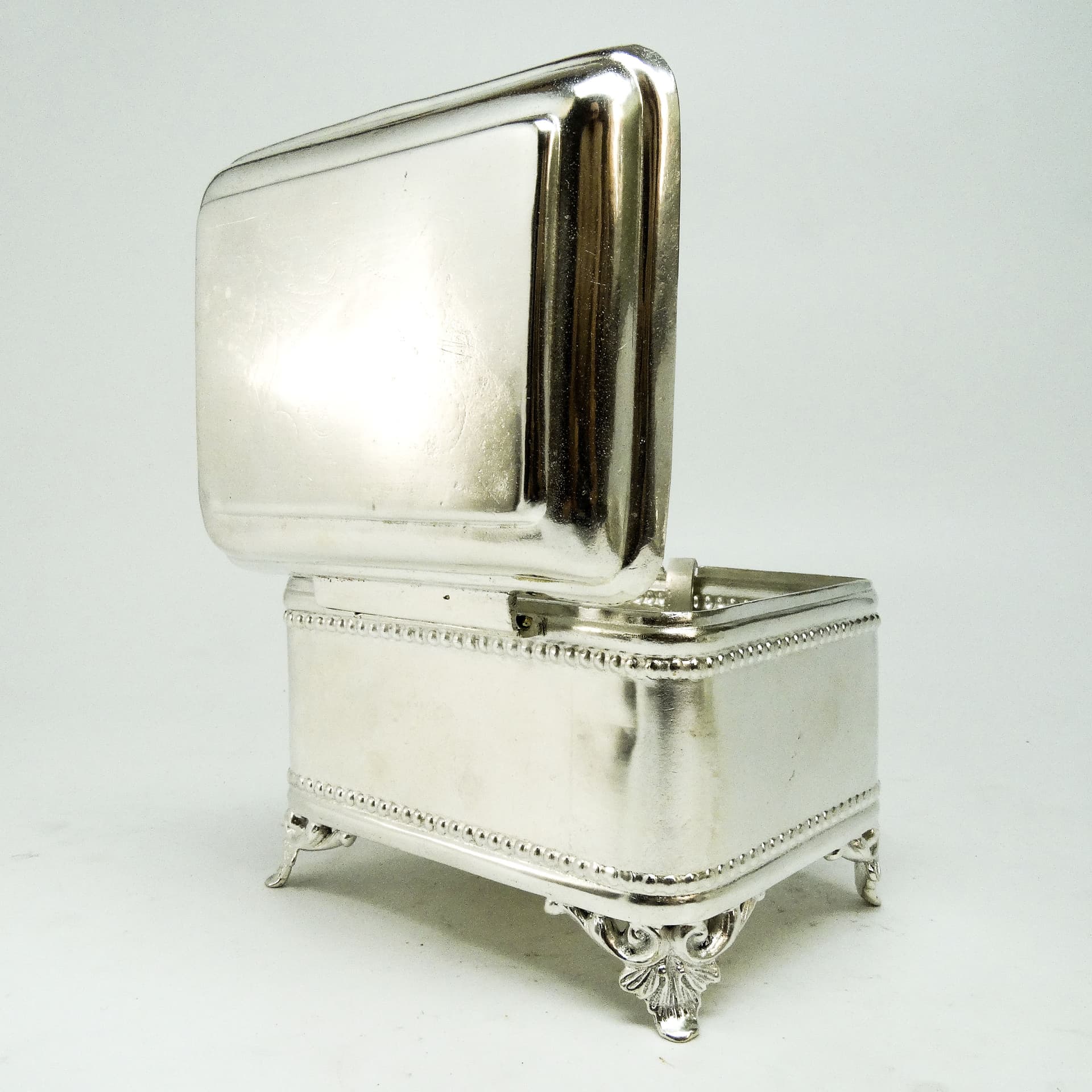 Sugar bowl, Eclectic, silver-plated brass, Poland, 19th c. - 189633