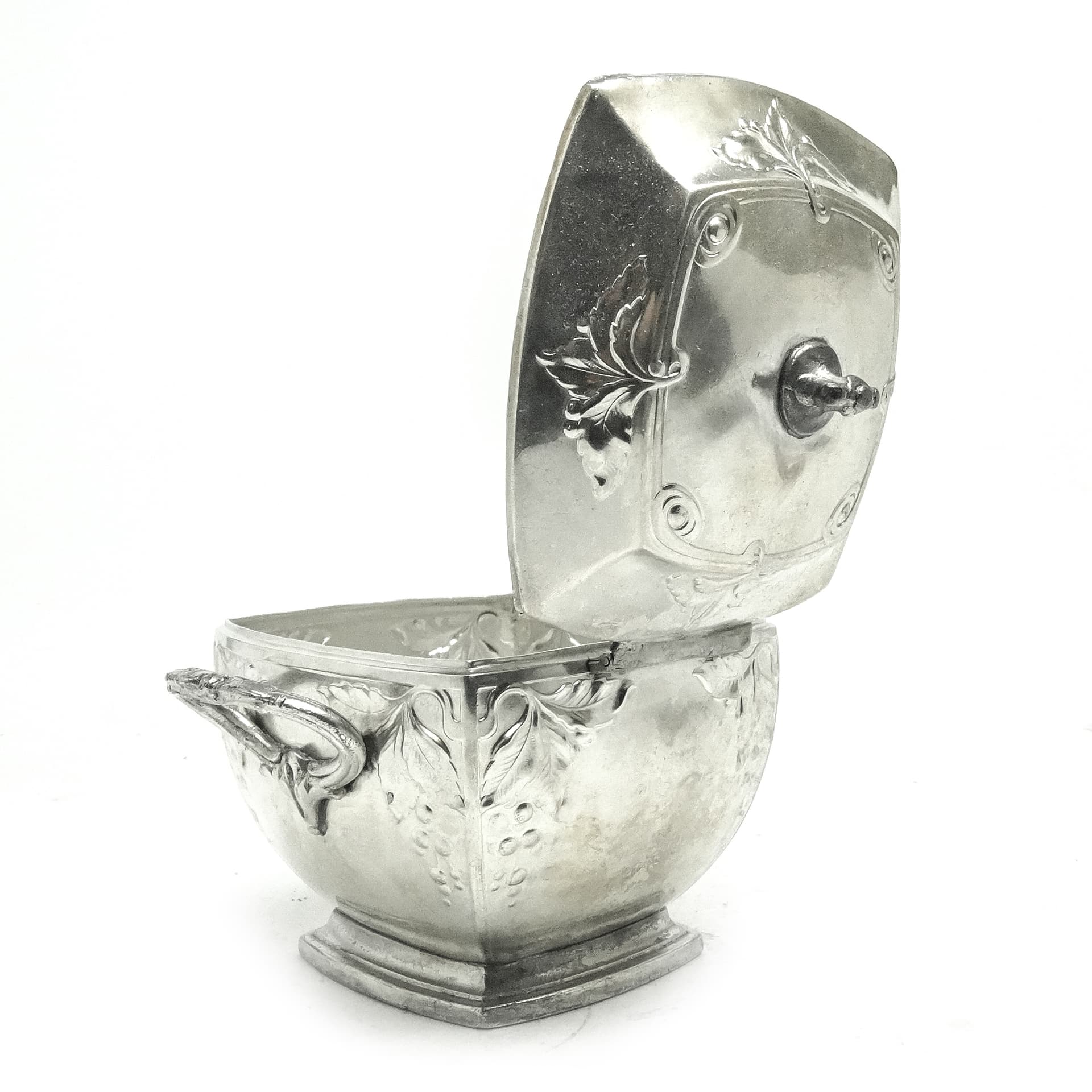 Sugar bowl, Art Nouveau, silver-plated brass, Bracia Buch, Poland, early 20th c. - 189860