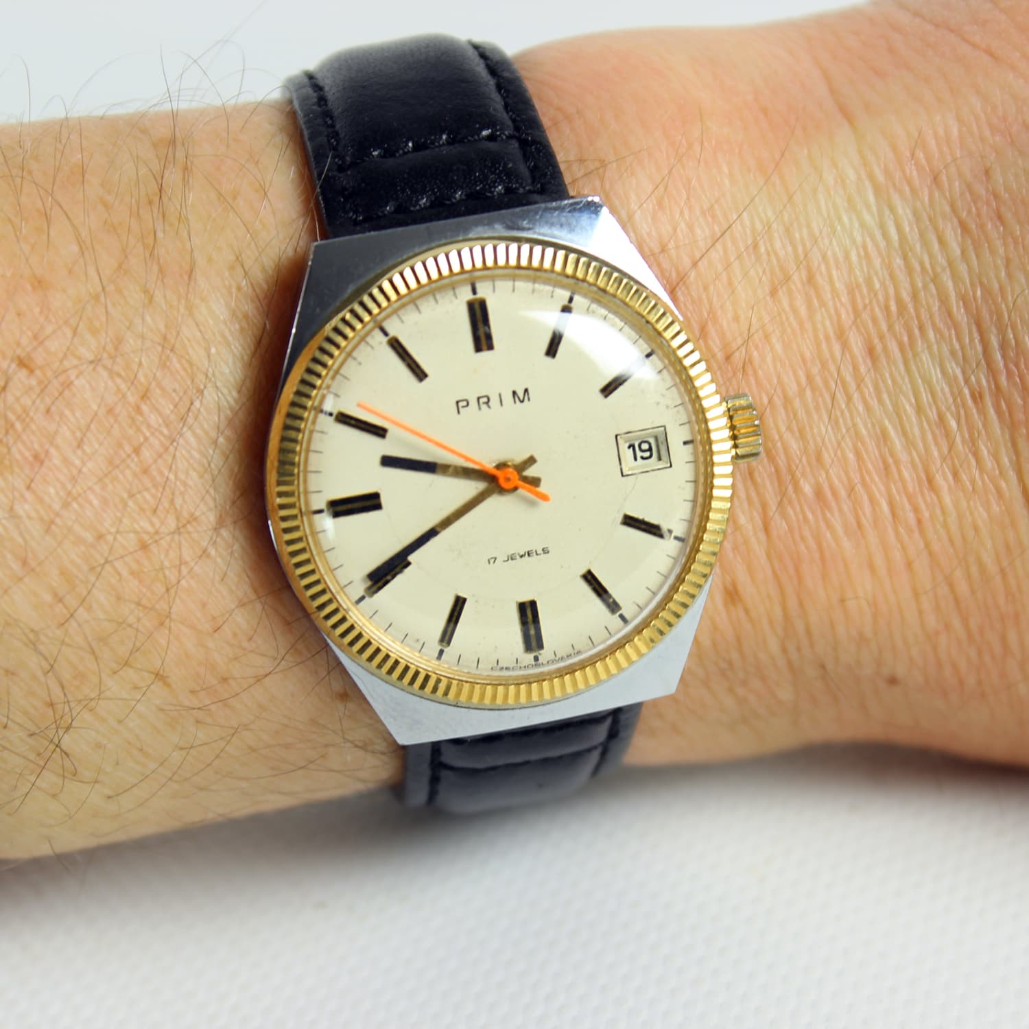 Zegarek naręczny Prim 17 Jewels, czarny, złoty, czerwony, kość słoniowa, Czechosłowacja, lata 60. - 190142