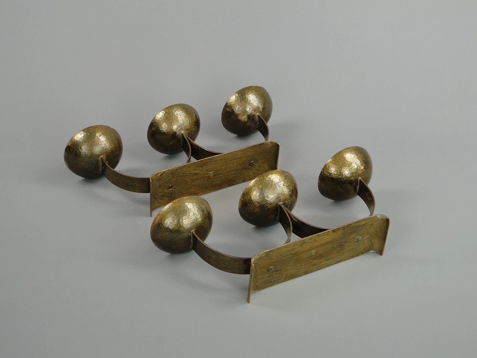 Para świeczników Art déco, mosiądz złocisty, Polska, lata 20. - 13290