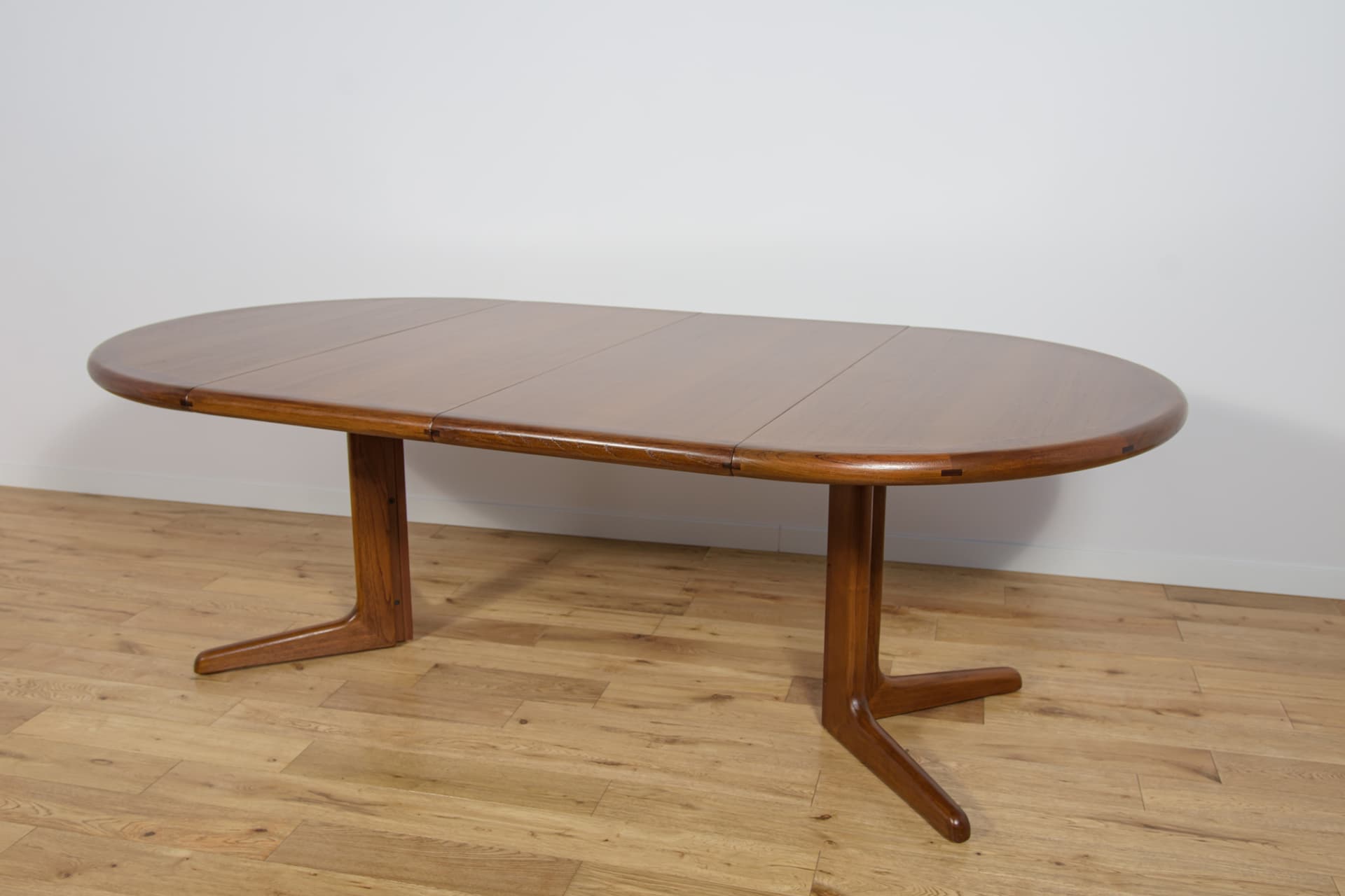 Extendable table, brown teak wood, Denmark, 1960s. - 190577