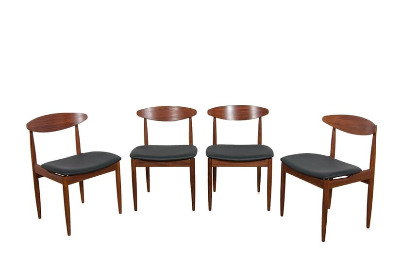 Komplet czterech krzeseł Model 4507, teak brązowy ciemny, palisander brązowy ciemny, skóra naturalna czarna, proj. I. Kofod-Larsen, G-Plan, Wielka Brytania, lata 60.