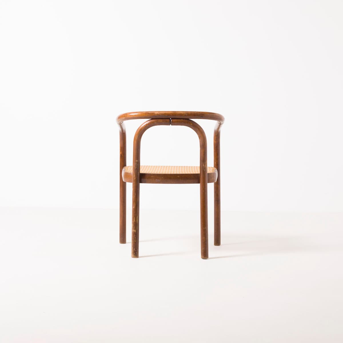 Komplet sześciu krzeseł do jadalni, buk brązowy, rattan beżowy, proj. A. Suman, TON, Czechosłowacja, lata 60. - 190715