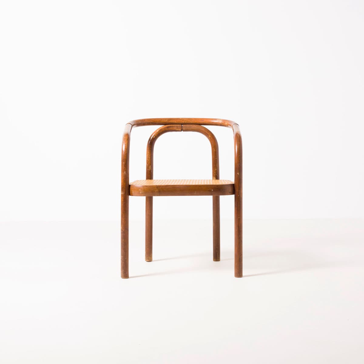 Komplet sześciu krzeseł do jadalni, buk brązowy, rattan beżowy, proj. A. Suman, TON, Czechosłowacja, lata 60. - 190709