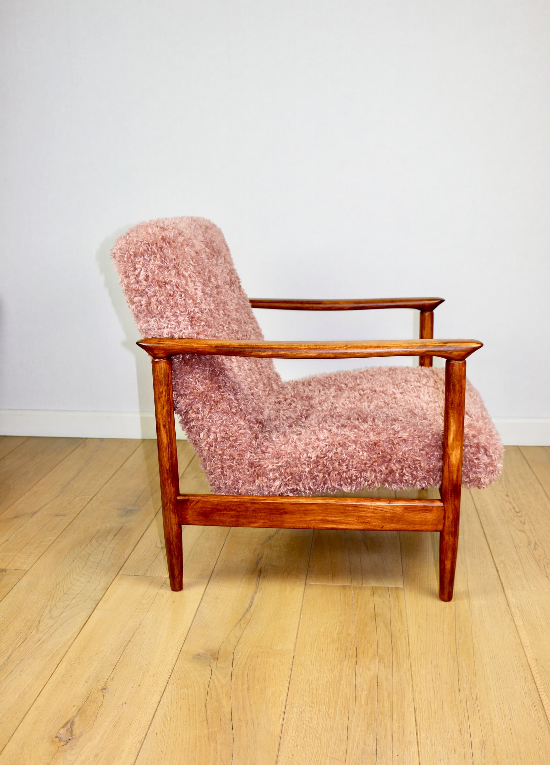 Fotel GFM-142 proj. E. Homa, Polska, lata 70. - 190756