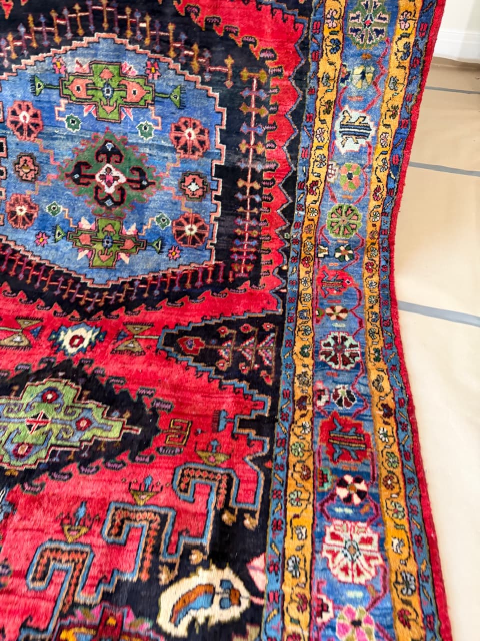 Nowy Dywan Vintage Kaszmirowy Perski Iran Wiss 390x210 - 190795