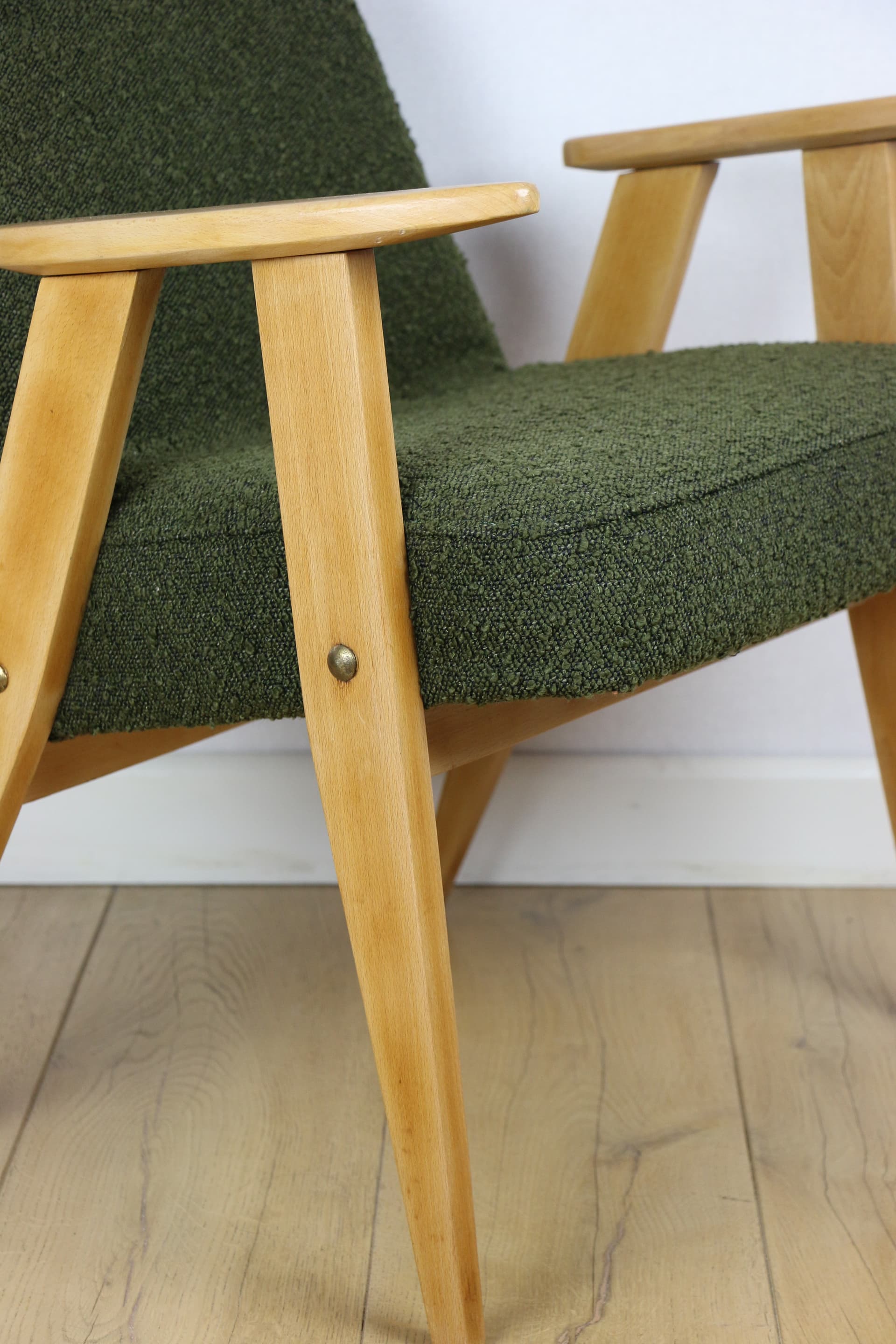 Armchair 366, green bouclé, light beech, by J. Chierowski, Poland, 1970s. - 190816