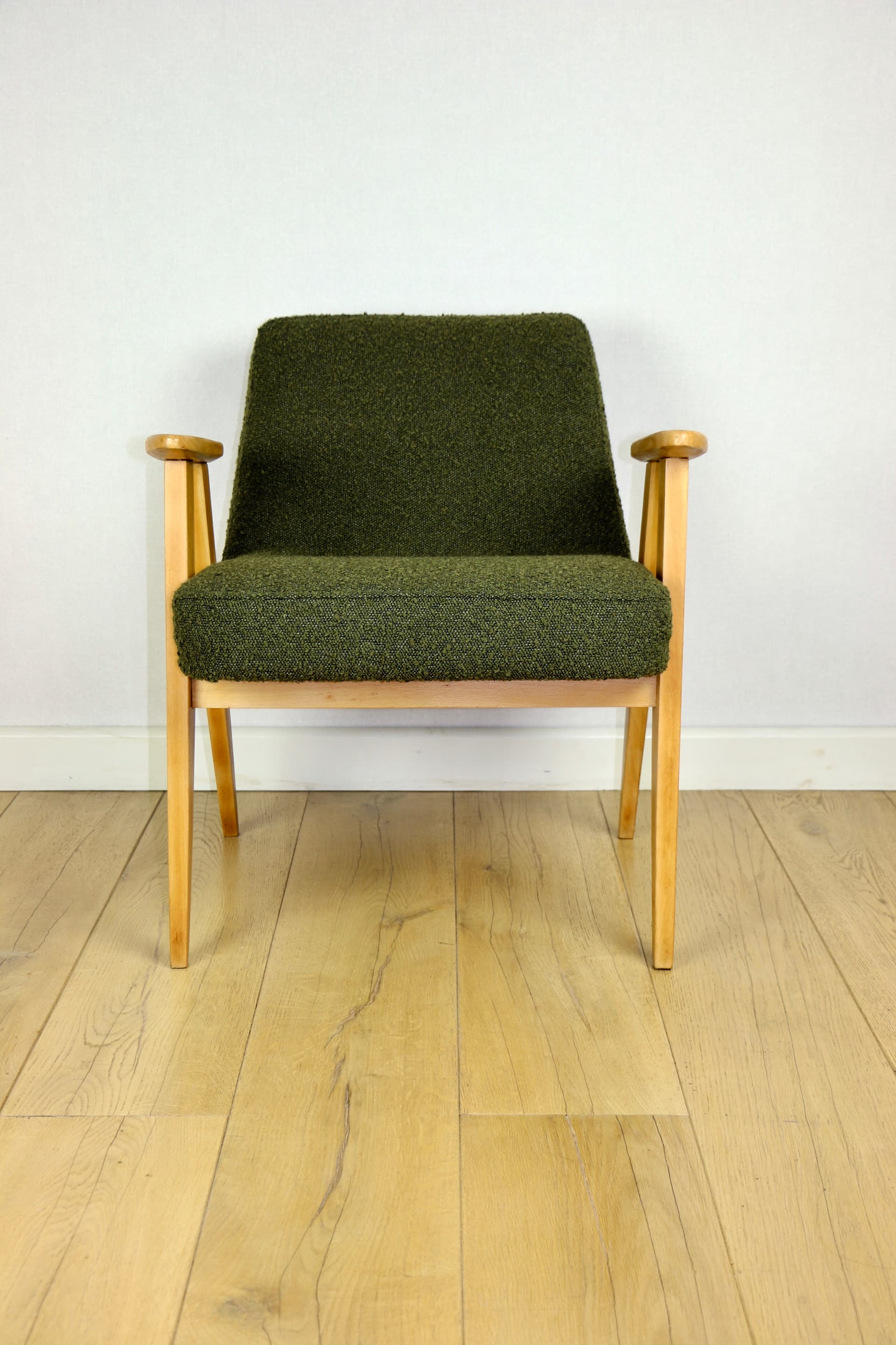Armchair 366, green bouclé, light beech, by J. Chierowski, Poland, 1970s. - 190808