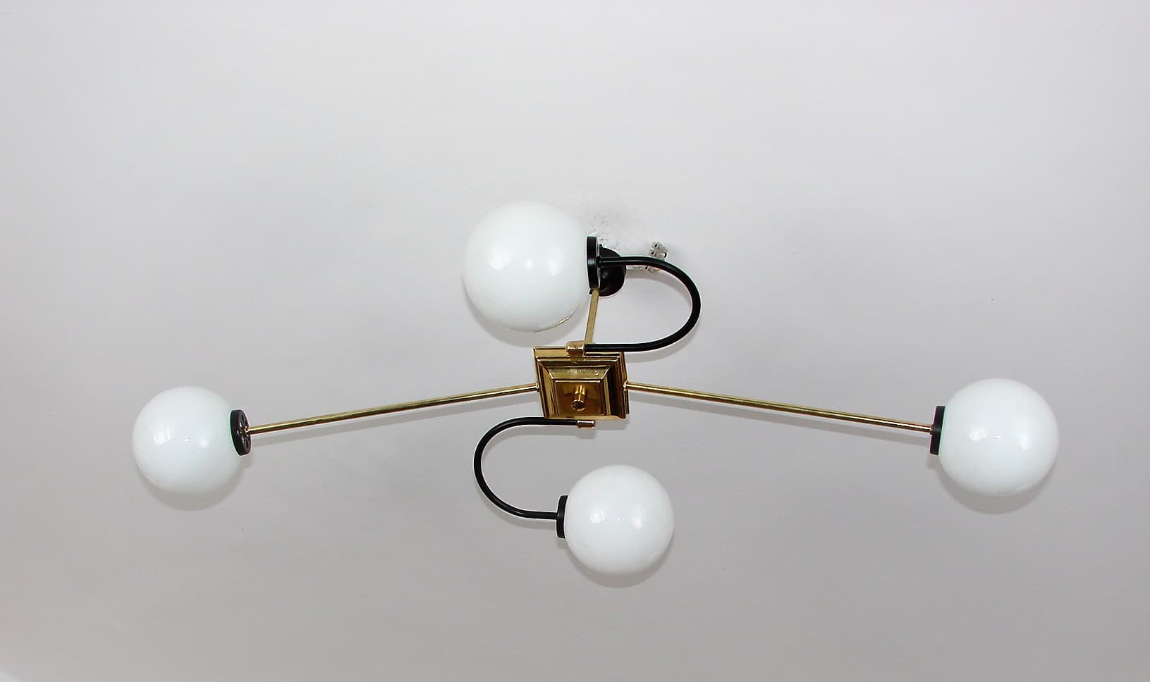 Chandelier, Stilnovo, white glass, brass, Italy, 1960s. - 190820