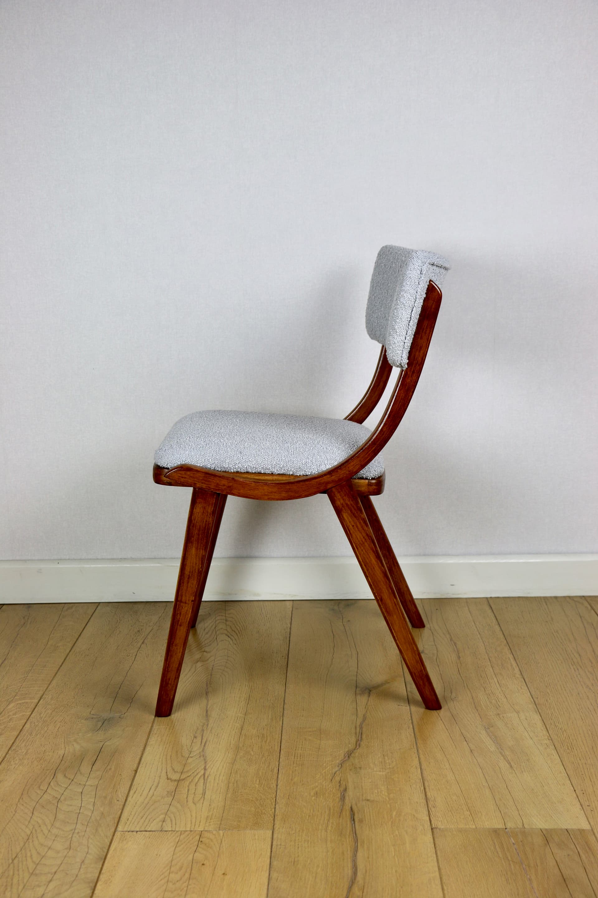 Krzesło Skoczek, błękitny, szary, boucle, lata 70. - 190838