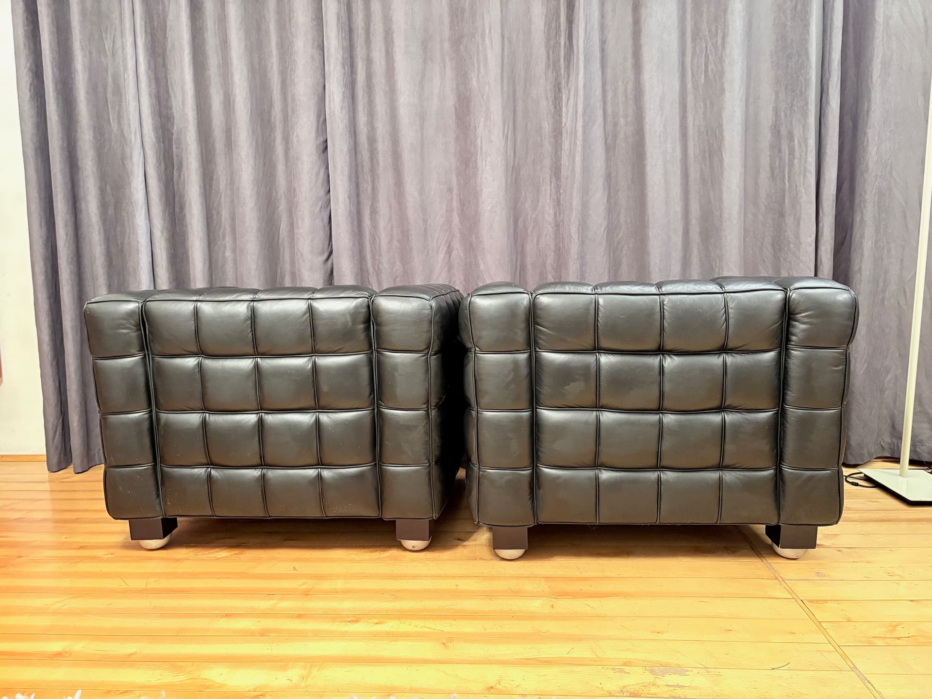 Para foteli Kubus 8020, skóra naturalna czarna, proj. J. Hoffmann, Austria, lata 80. - 190990