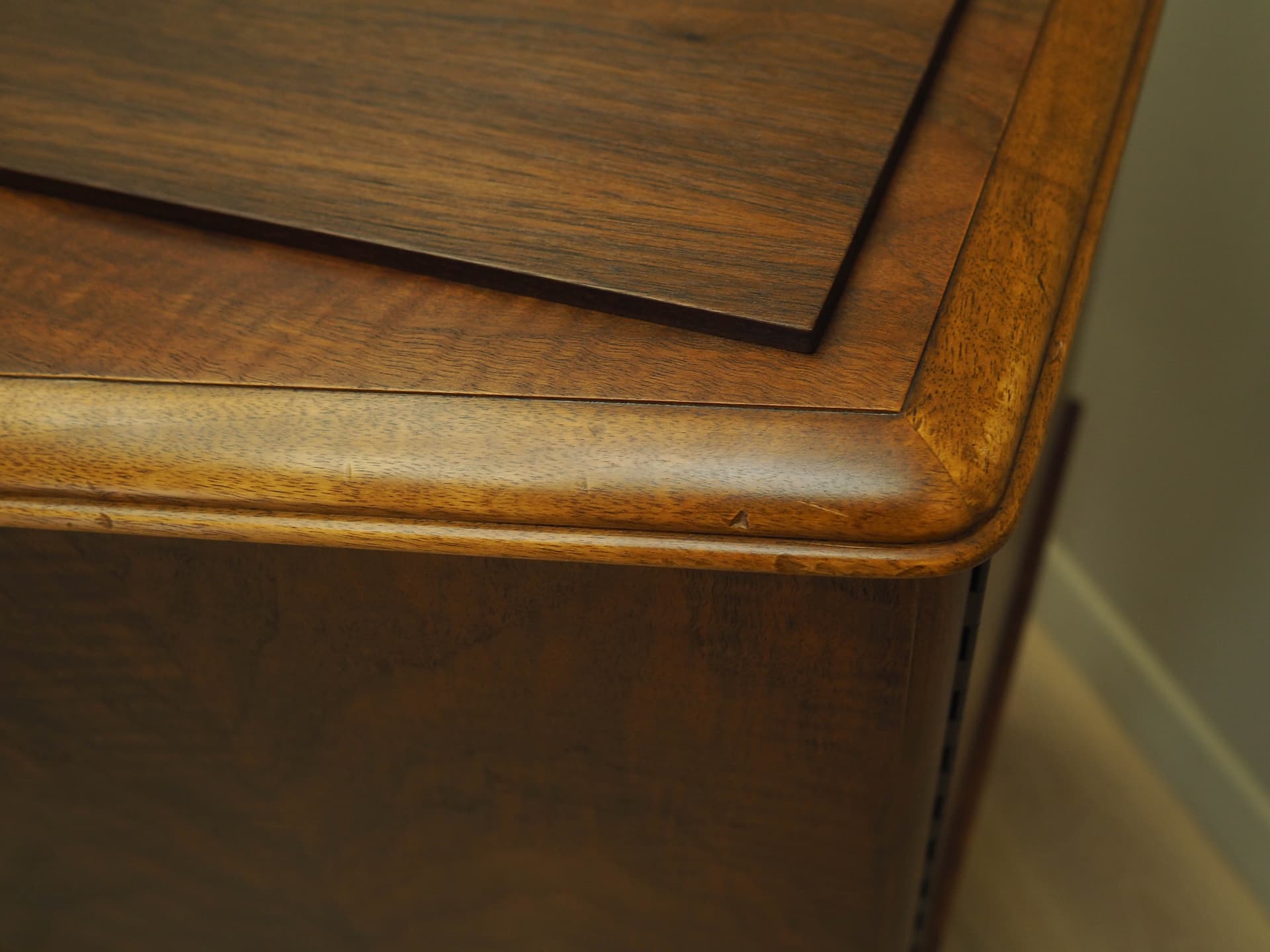 Sideboard, orzech ciemny, Dania, lata 60. - 191173