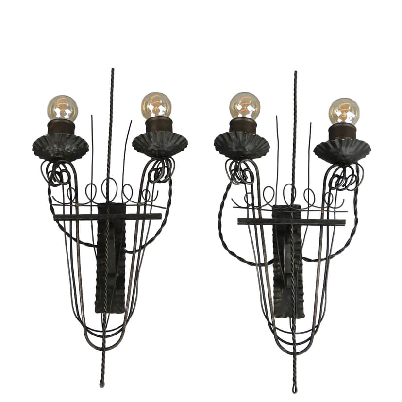 Para kinkietów, metaloplastyka, stal czarna, Polska, lata 60.