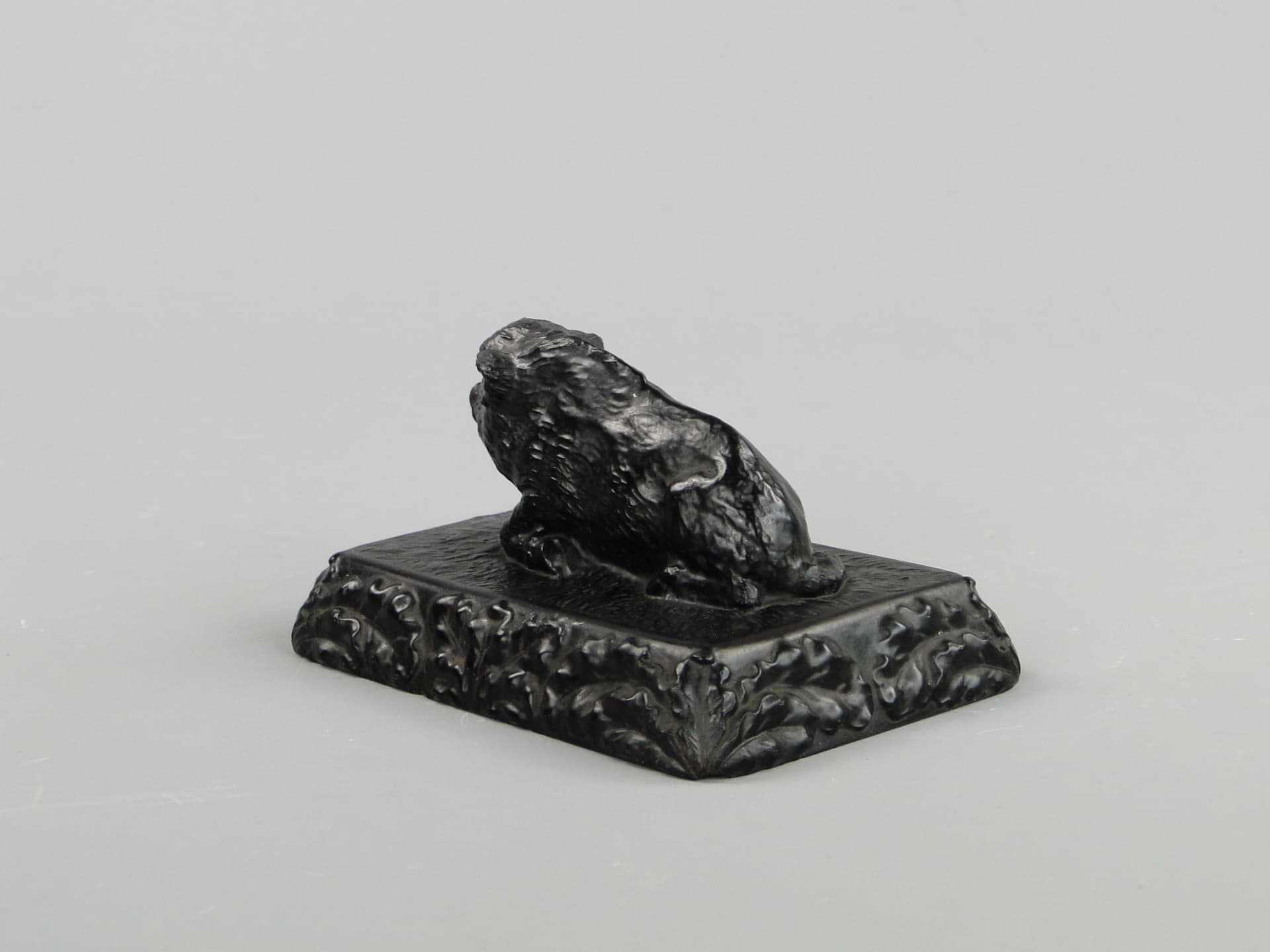 Przycisk do papieru, Art Nouveau, szkło czarne, Ząbkowice, Polska, początek XX w. - 191297