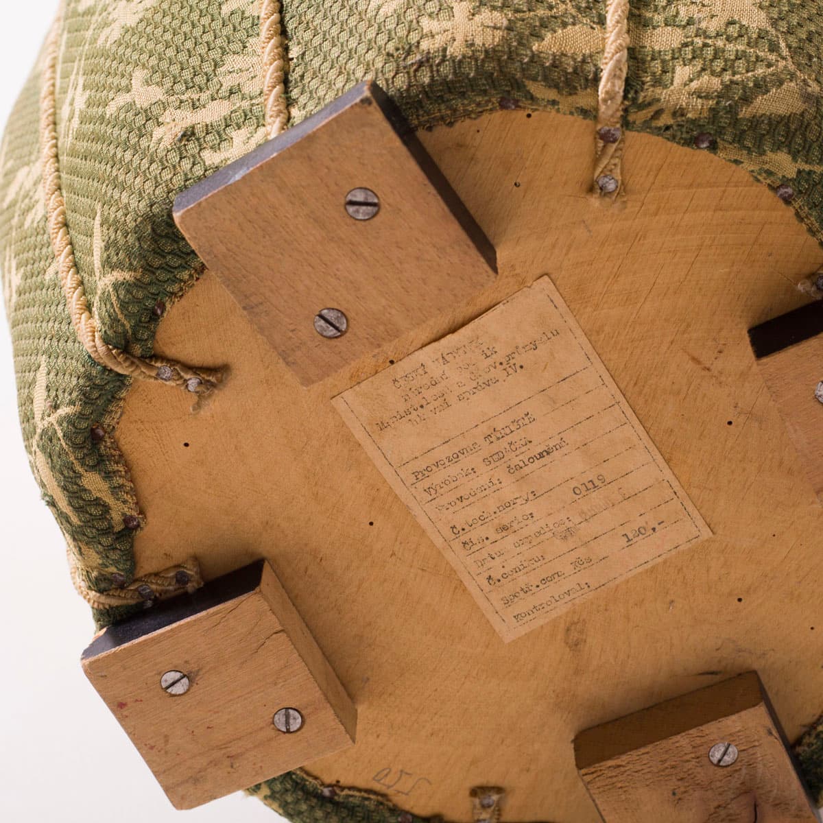 Pufa tulipan, oliwkowa zieleń, wełna, proj. J. Halabala, Czechy, lata 50. - 191401