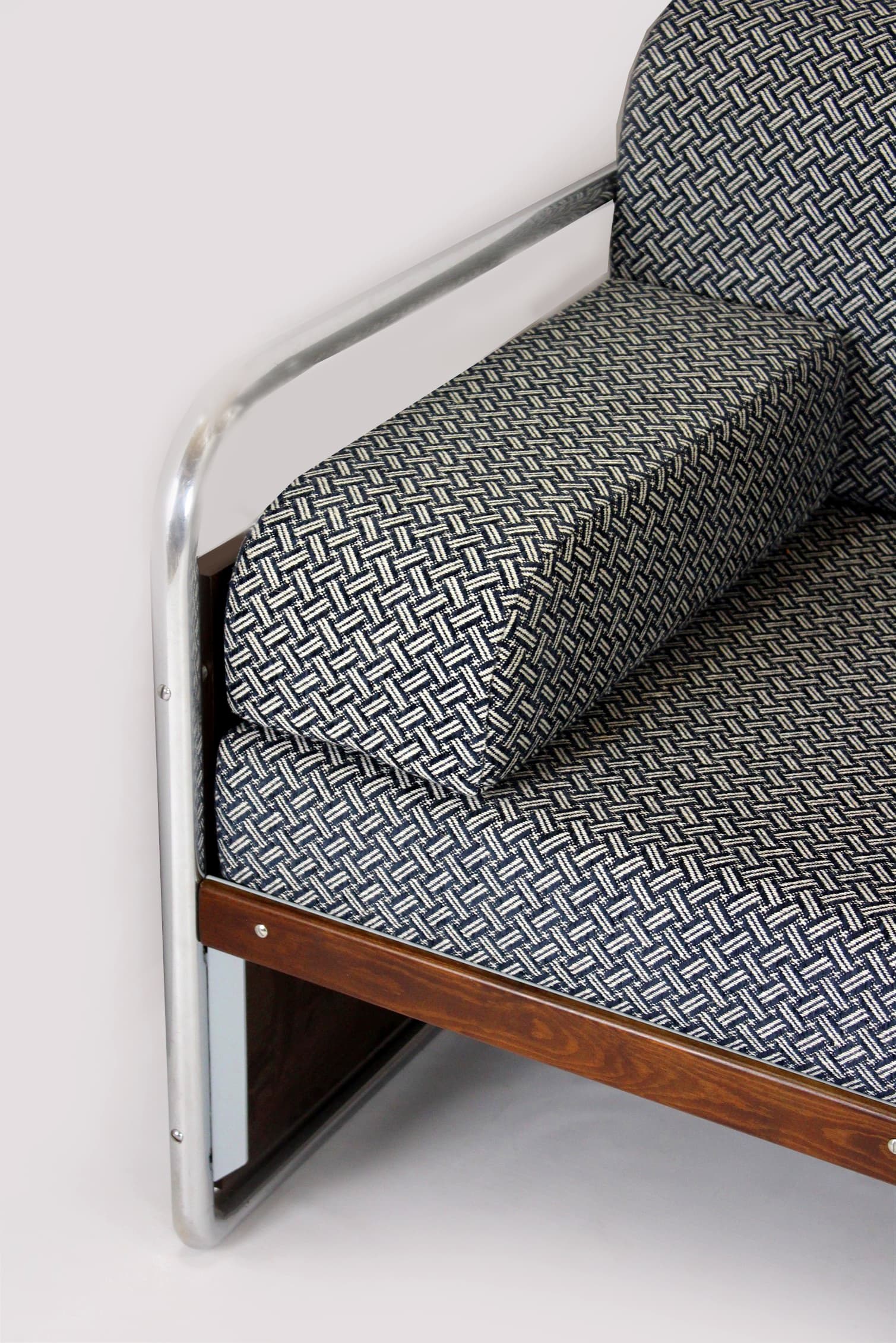 Sofa C10, grey fabric, chrome steel, wood, by R. Slezak, Czech Republic, 1930s. - 191563