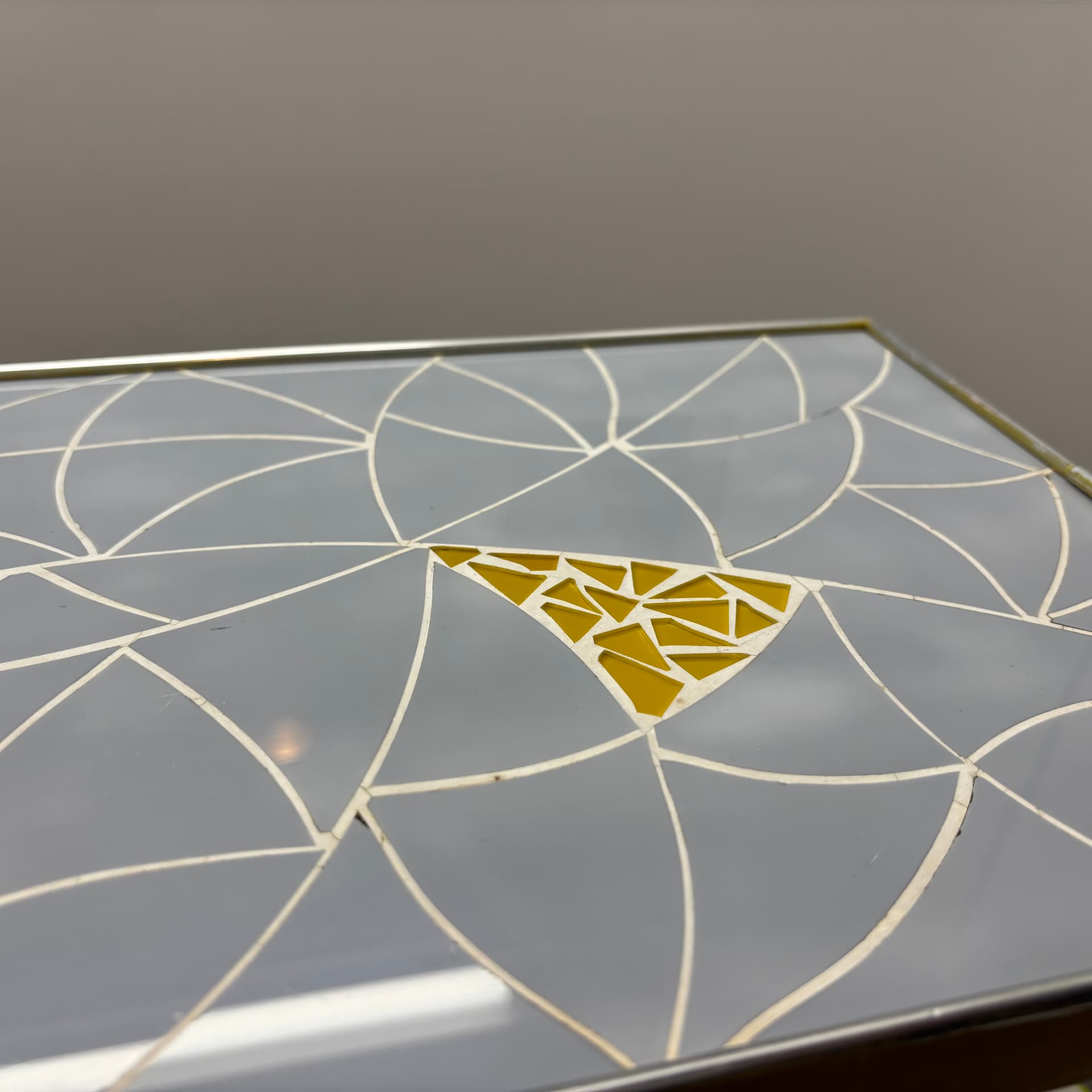 Stolik pomocniczy, szary, ceramika aluminium drewno, Niemcy, lata 70. - 191666