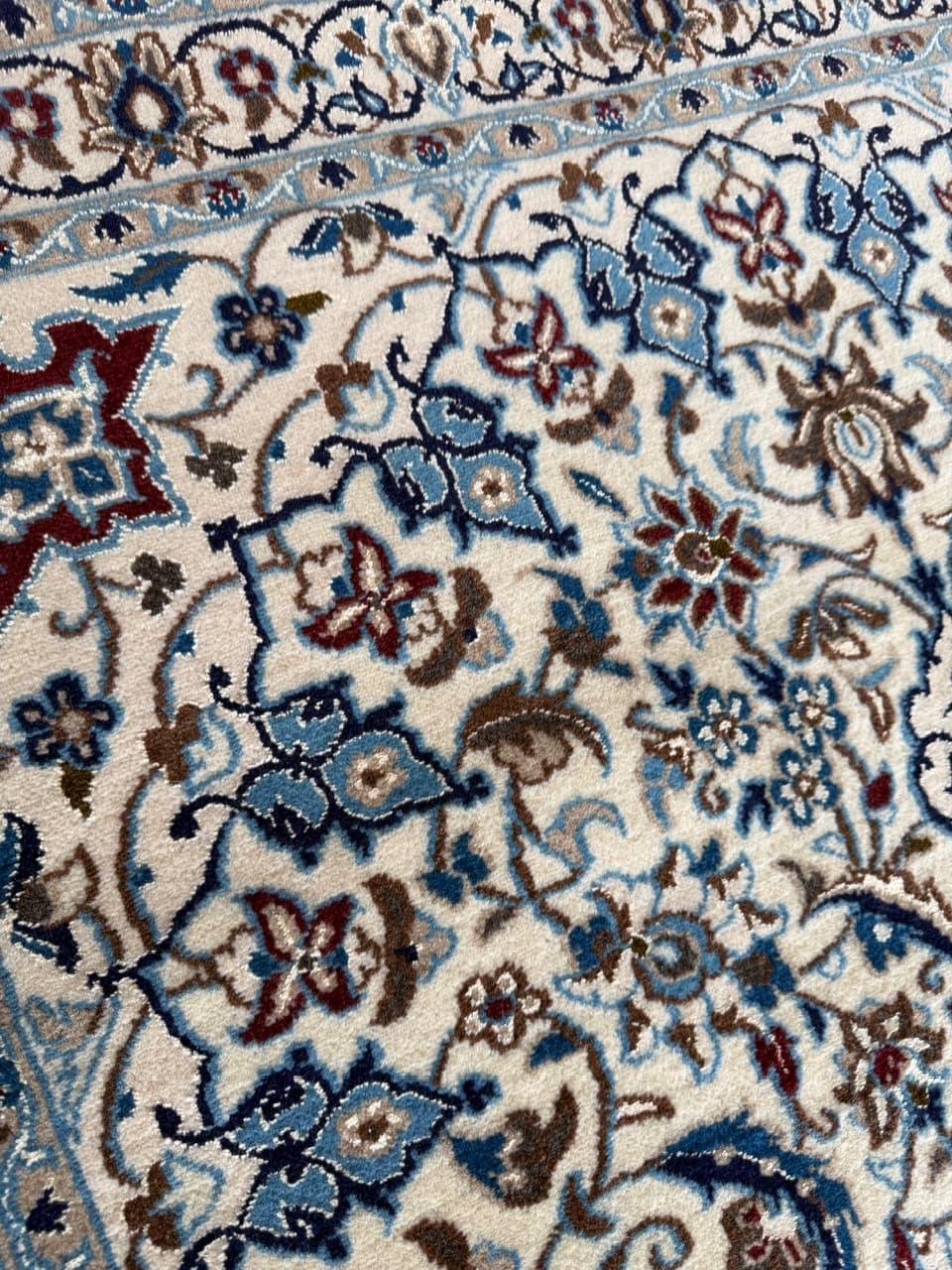 Persian rug Nain 180x115 cm, ivory, wool silk, Iran - 191762