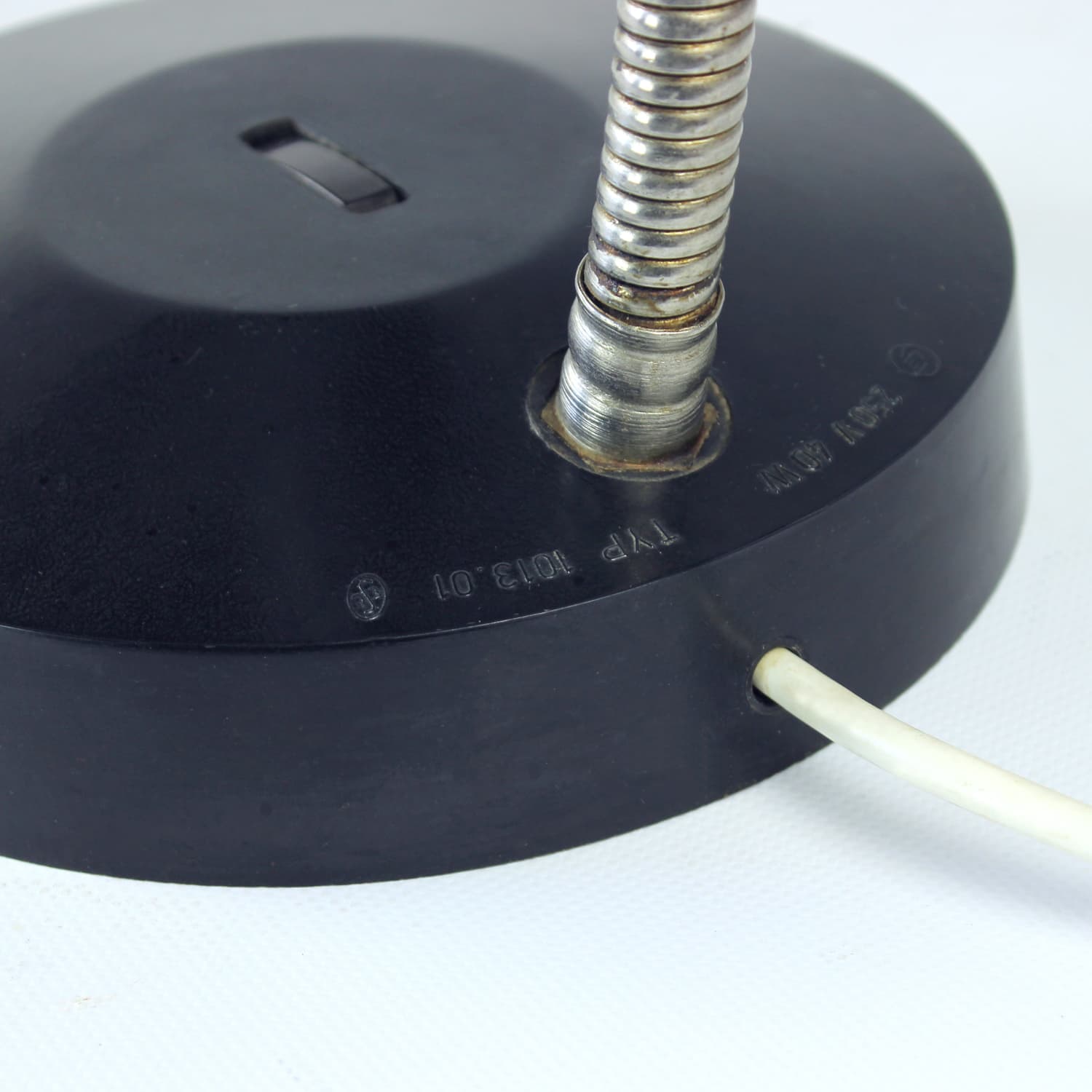 Lampa stołowa, bakelit czarny, Elektrosvit, Czechosłowacja, lata 50. - 191793