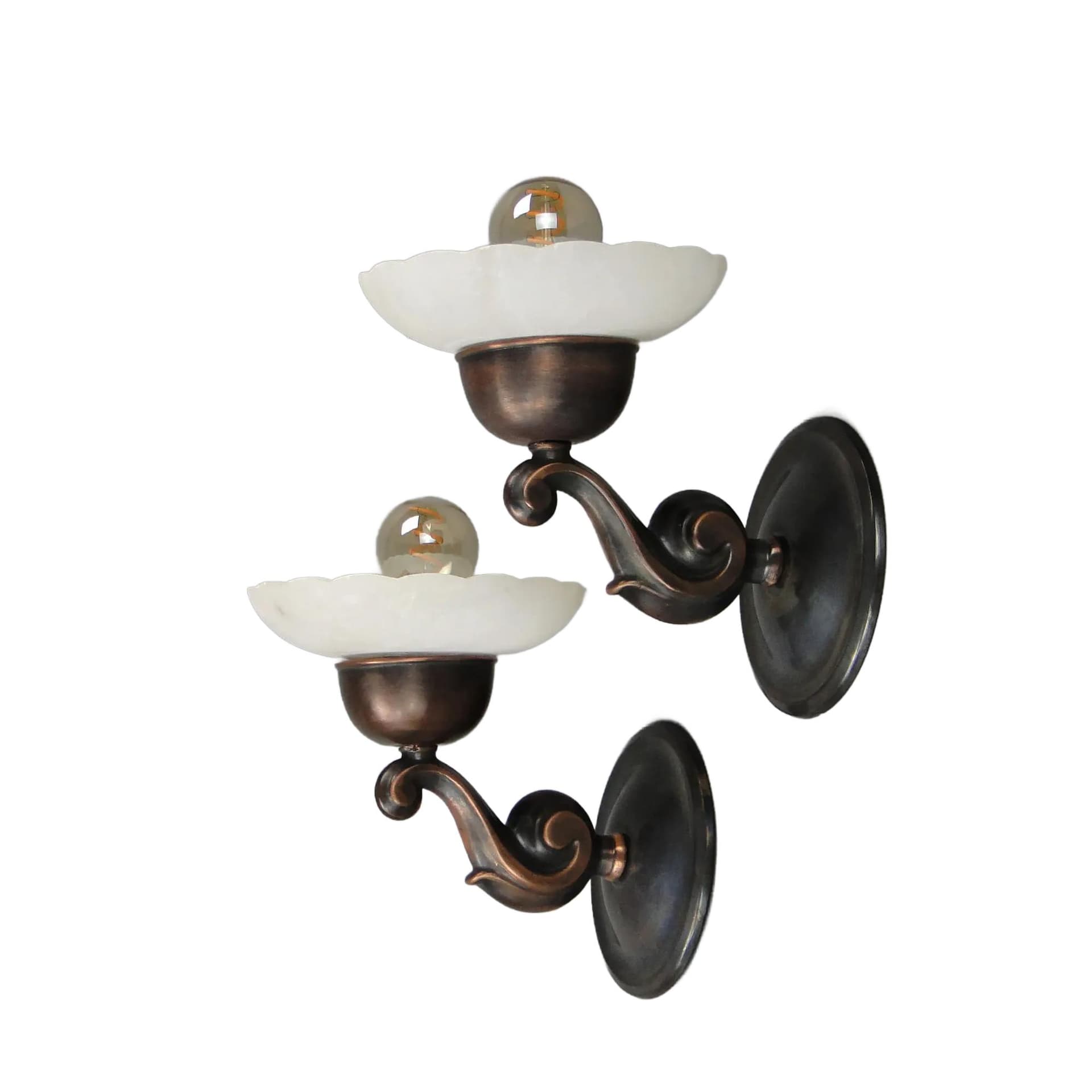 Mosiężno-alabastrowa para kinkietów art déco, Polska, lata 20.