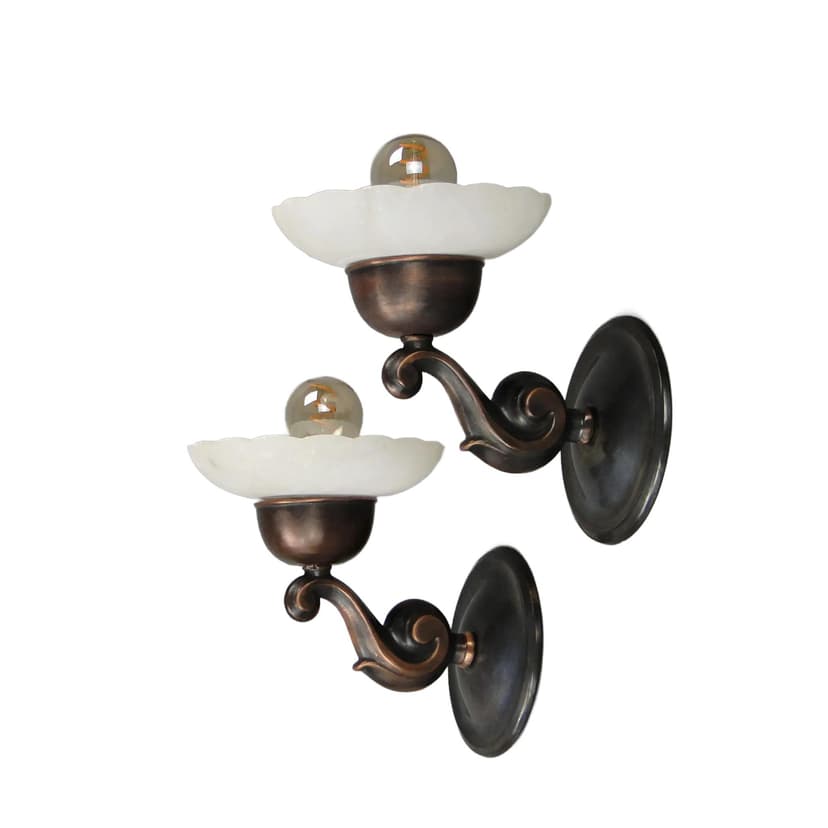 Mosiężno-alabastrowa para kinkietów art déco, Polska, lata 20.