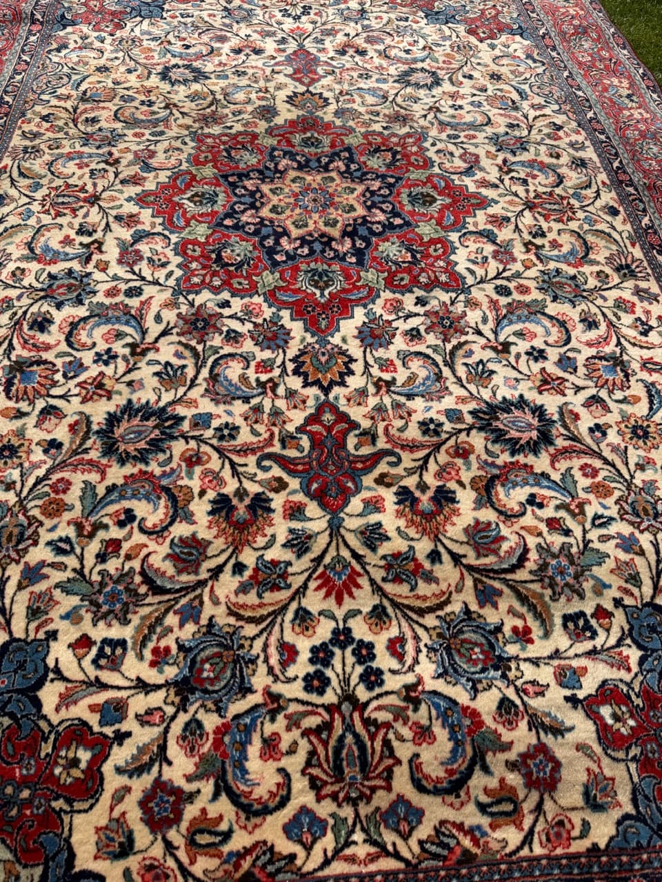 Dywan Isfahan 310x200 cm, beżowy, wełna, Iran - 192430