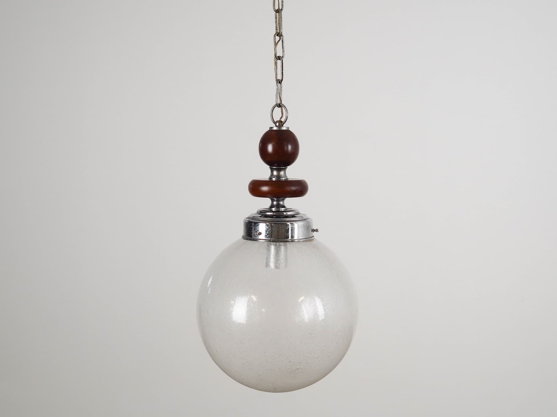 Lampa wisząca, Murano, szkło białe, drewno ciemnobrązowe, metal chromowany, Włochy, lata 70. - 192476
