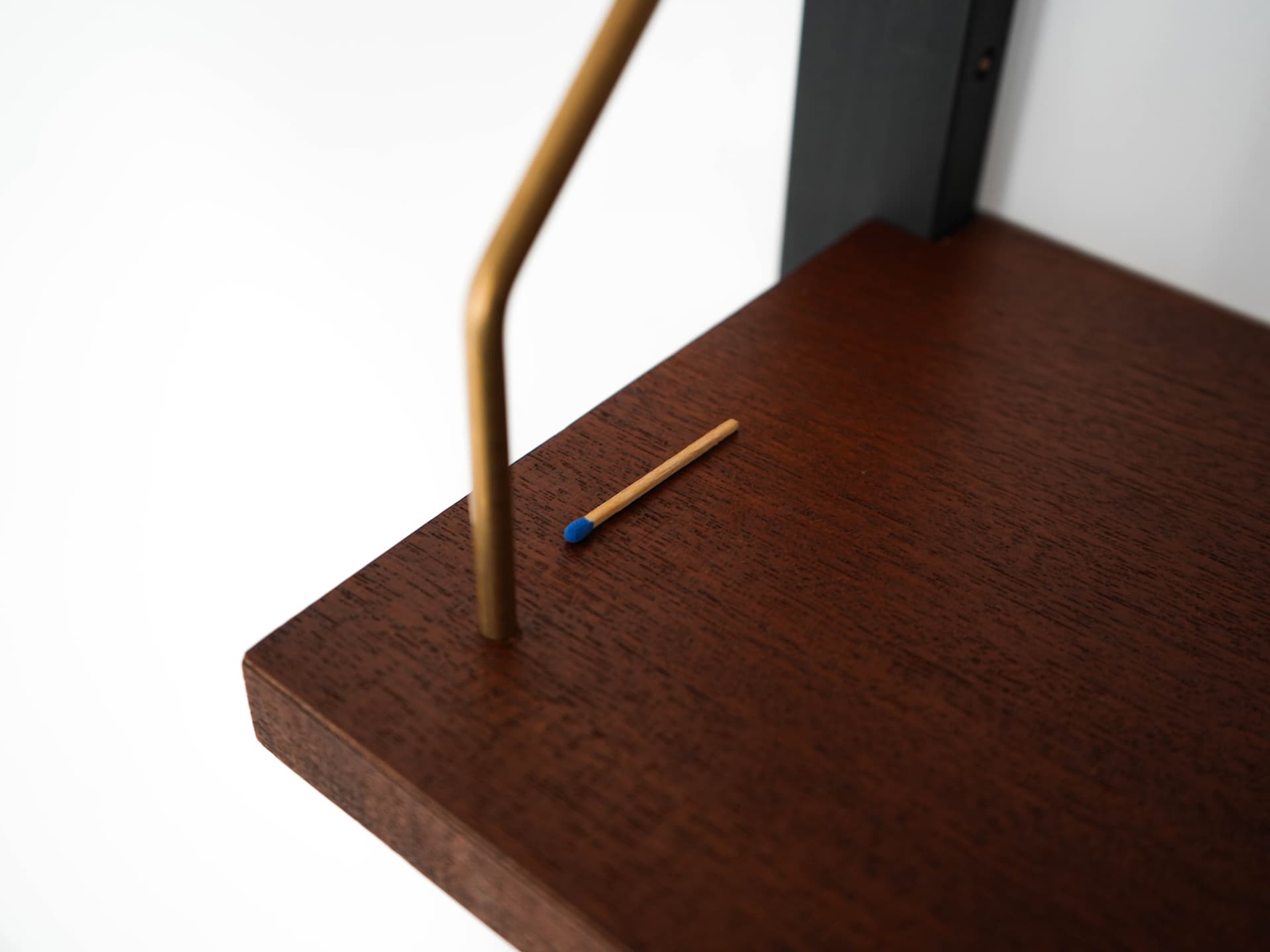 Regał systemowy, tek brązowy, metal czarny, szkło, Dania, lata 60. - 192532