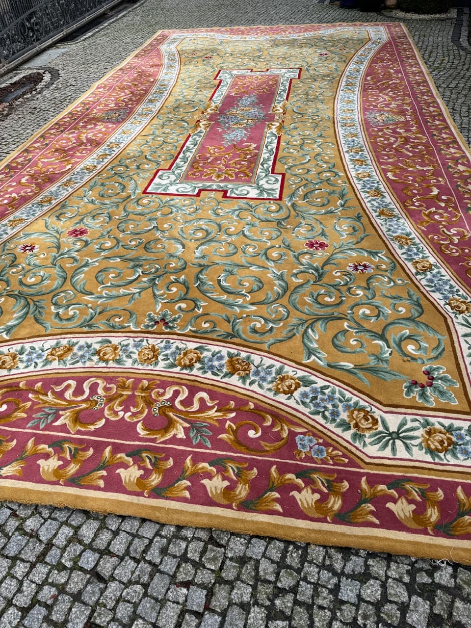 Rug Aubusson 800x400 cm, multicolor wool, France, 1990s. - 192581