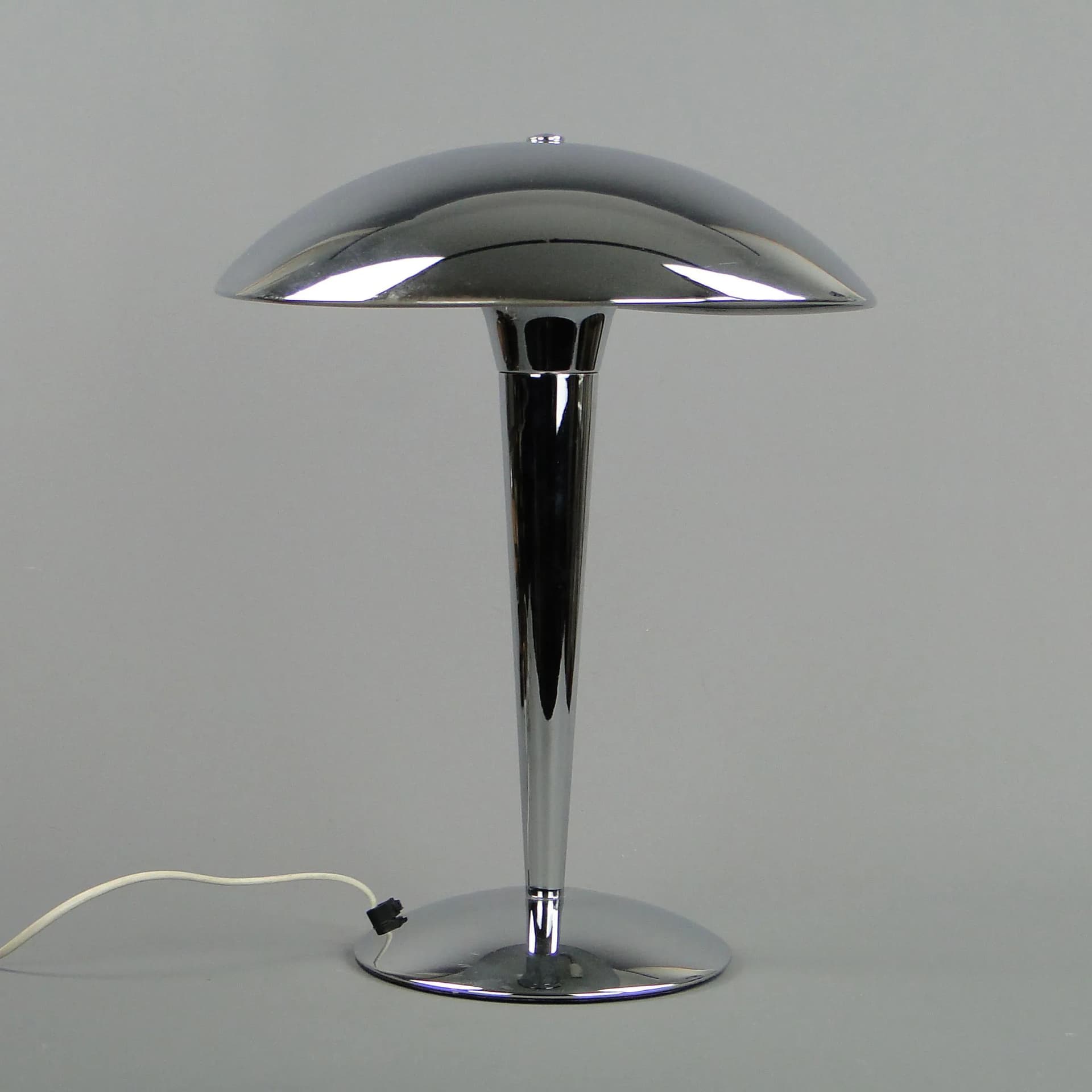 Table Lamp Art Deco, chrome silver metal, Italy, 1980s - 13380