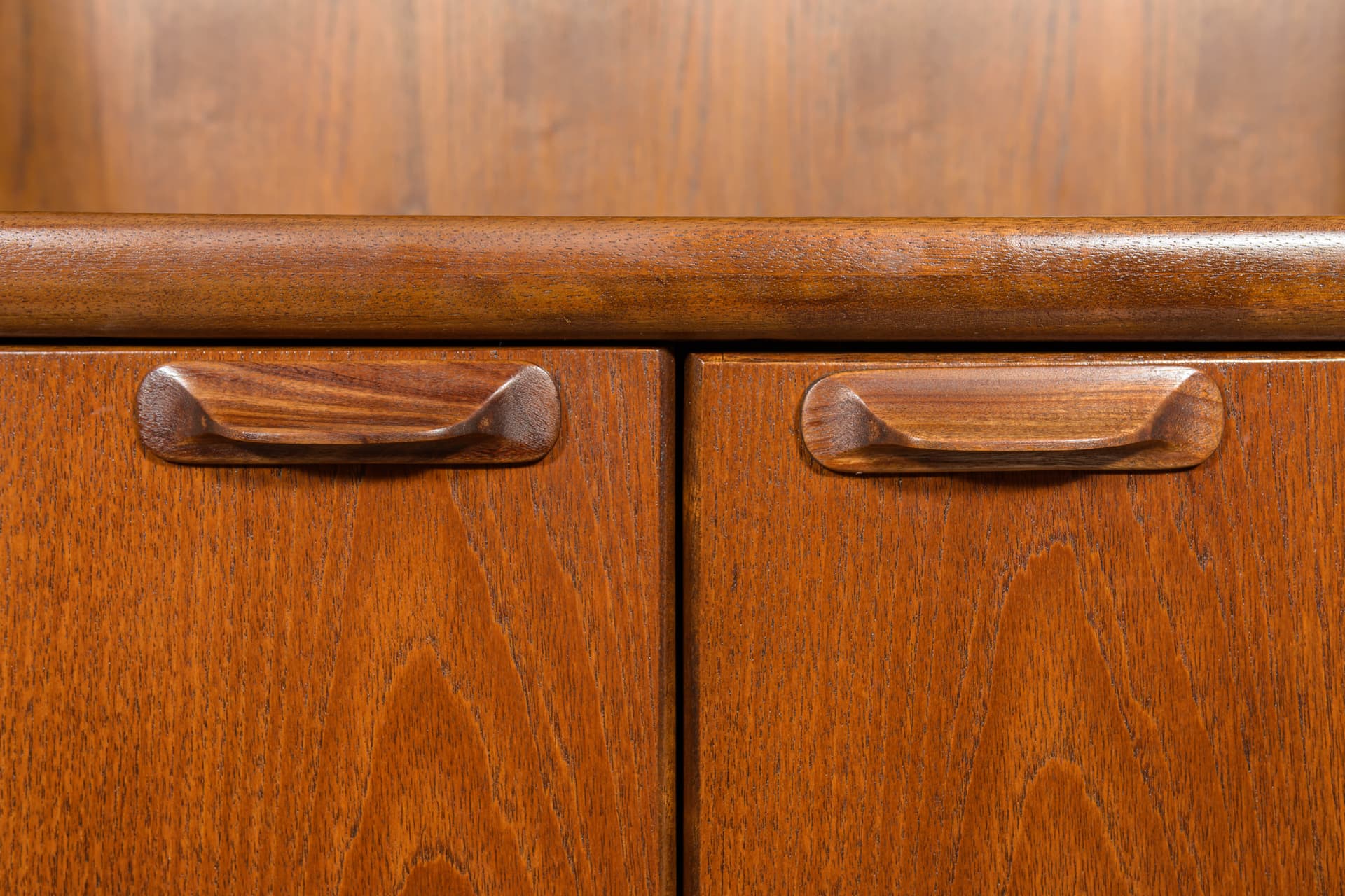 Komoda highboard, teak brązowy, proj. J. Herbert, A. Younger Ltd, Wielka Brytania, lata 60. - 193403